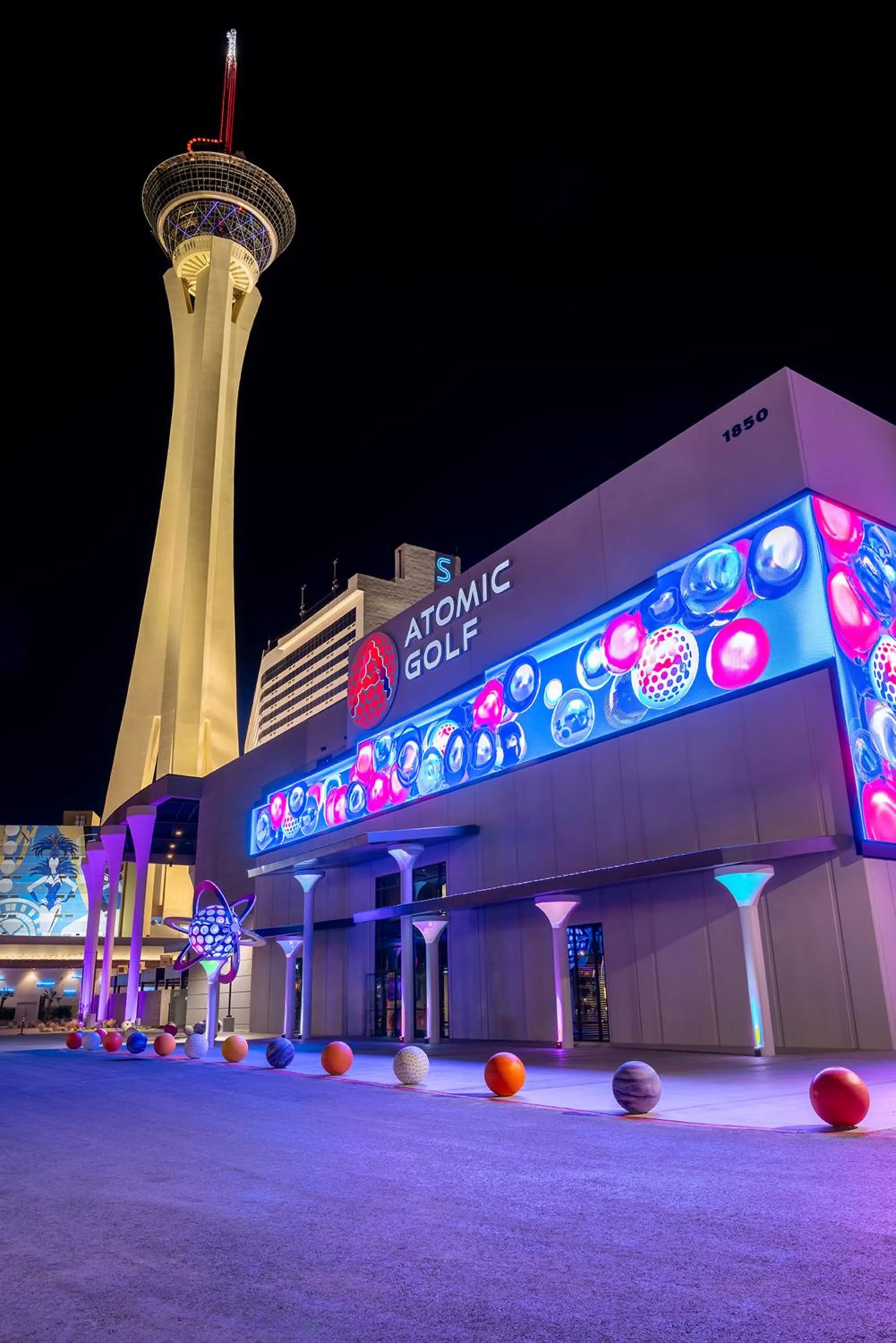 Entertainment in The STRAT Hotel, Casino & Tower