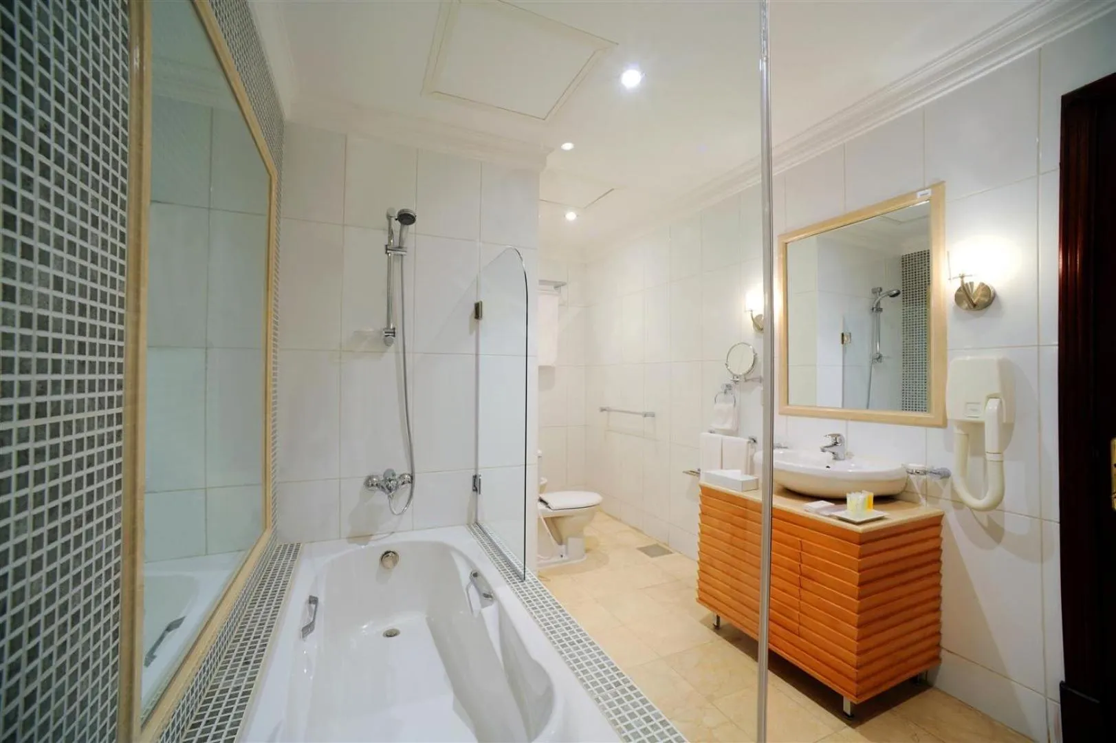 Bathroom in Le Royal Hotel