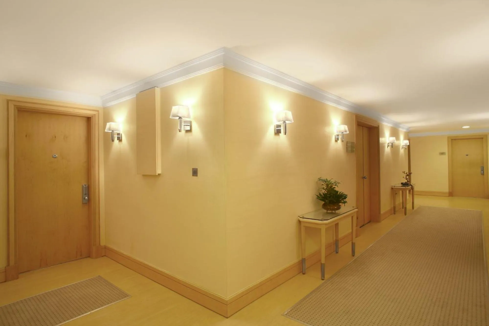 Decorative detail in Le Royal Hotel