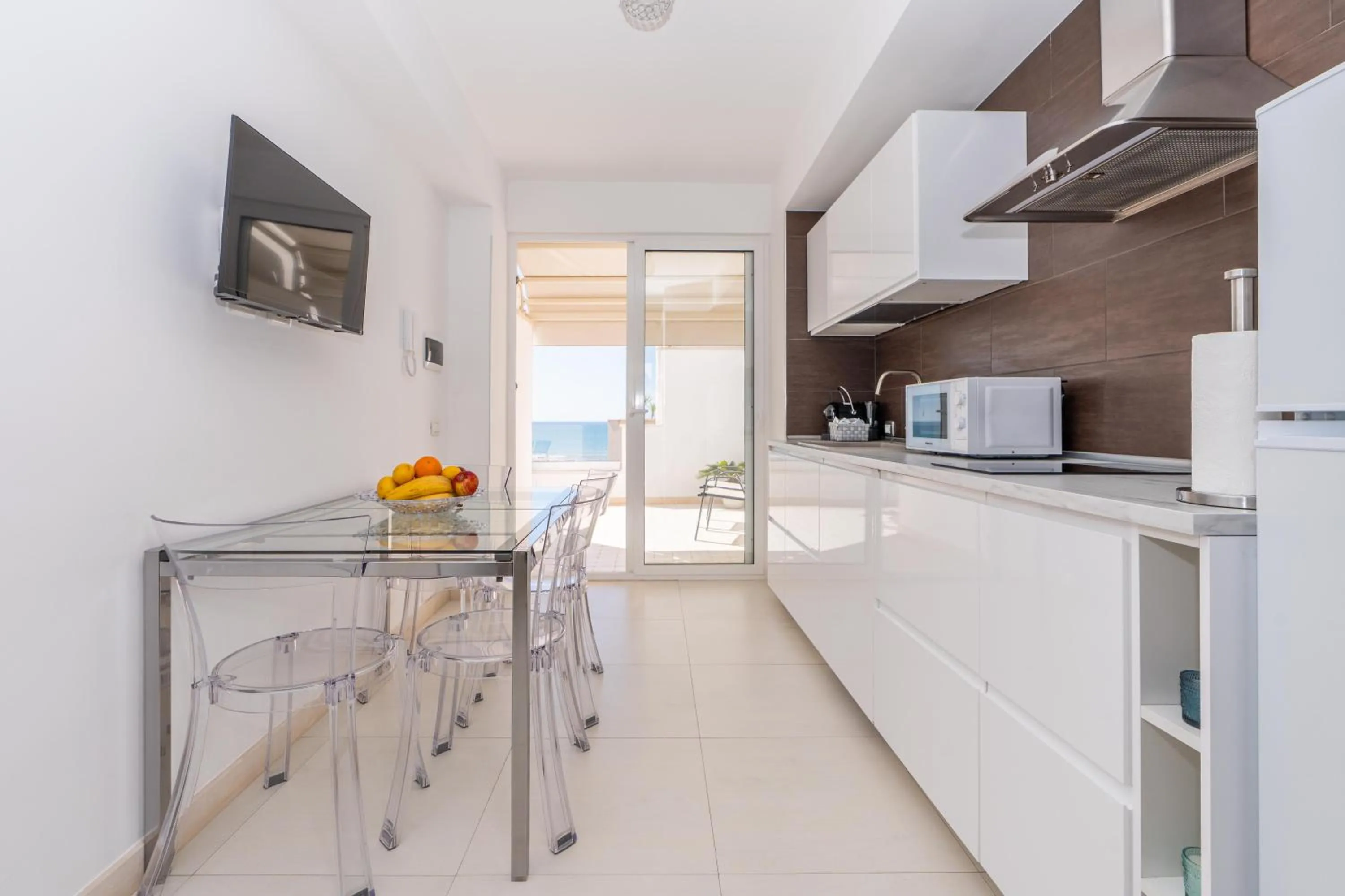 MADAGÌ Beachfront Apartments