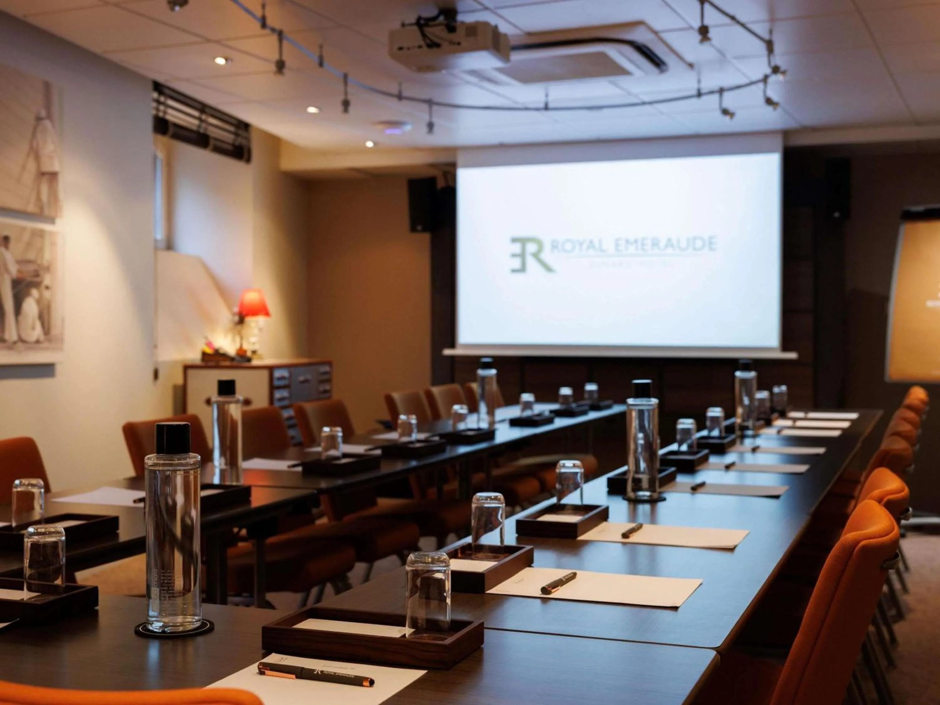 Meeting/conference room in Royal Emeraude Hotel Dinard - MGallery Collection