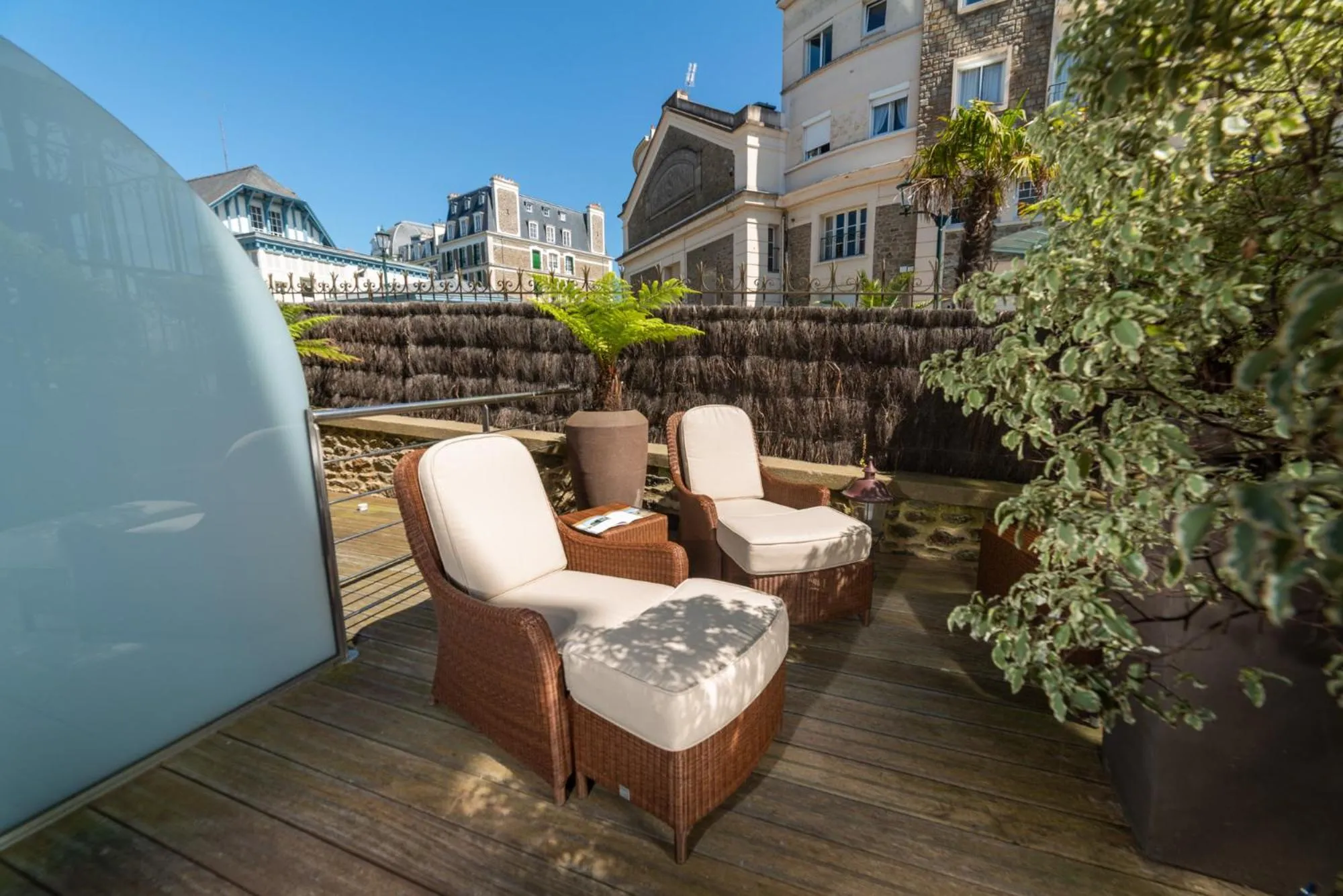 Patio in Royal Emeraude Hotel Dinard - MGallery Collection