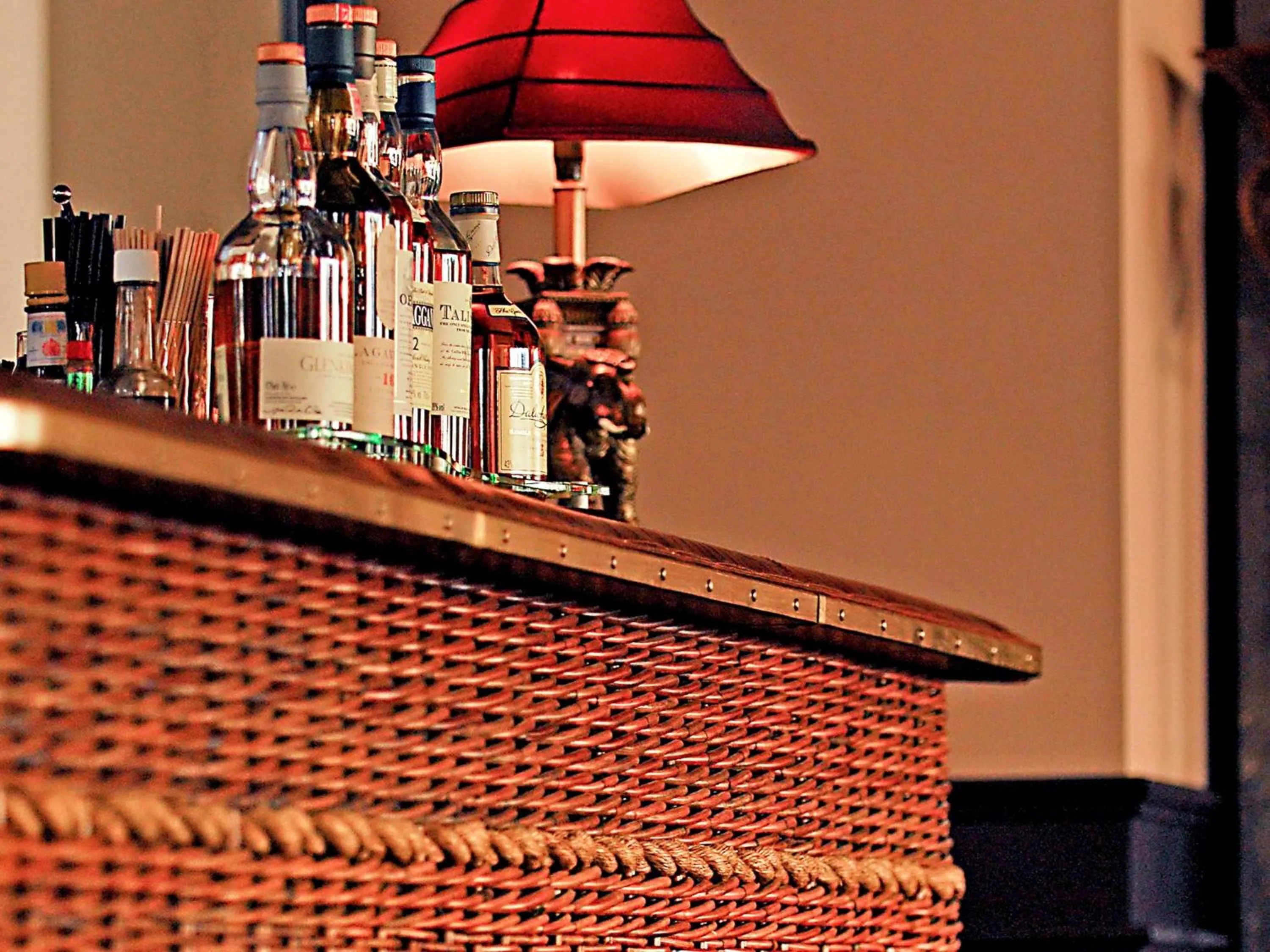 Lounge or bar in Royal Emeraude Hotel Dinard - MGallery Collection