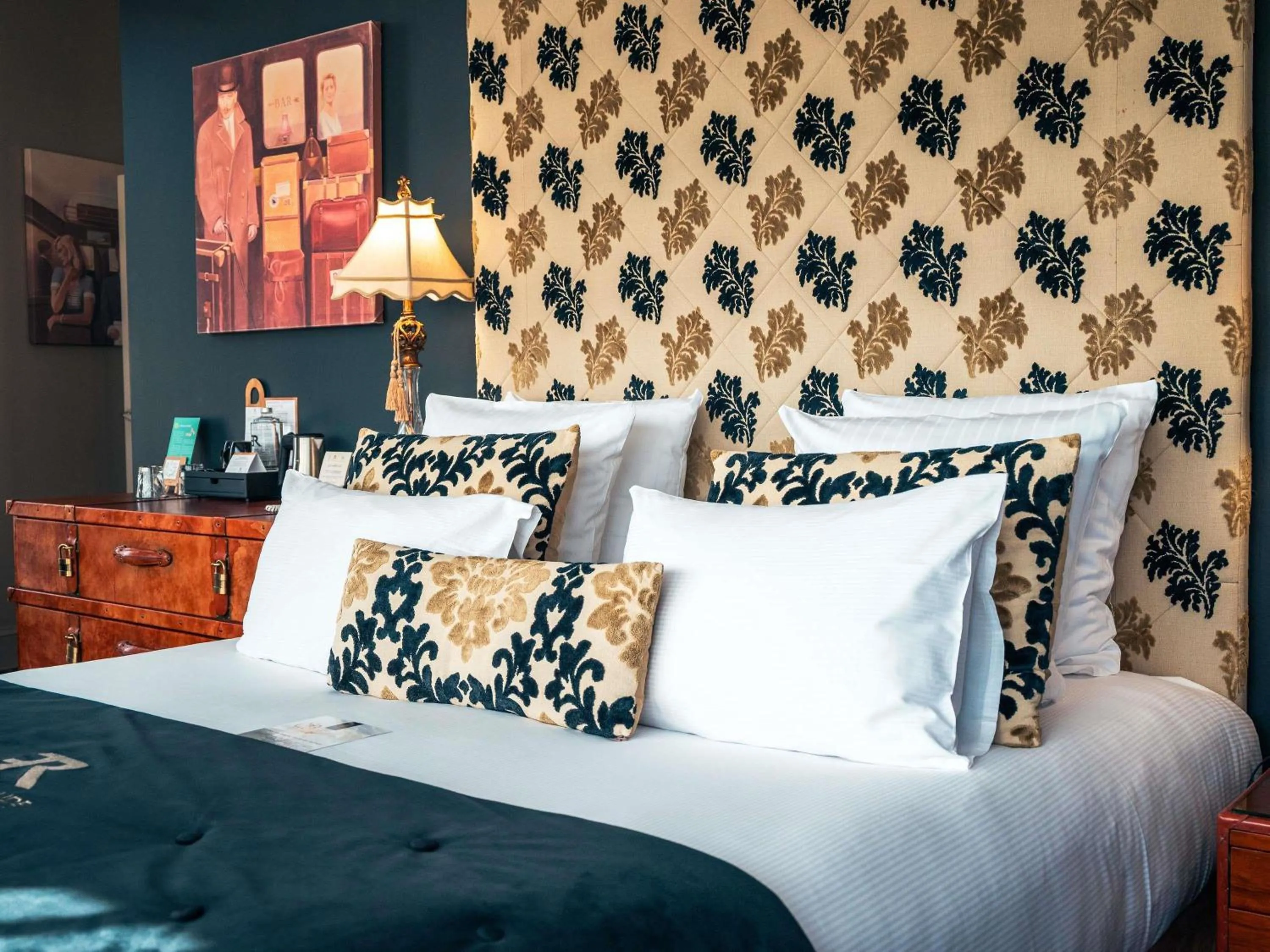 Bedroom, Bed in Royal Emeraude Hotel Dinard - MGallery Collection