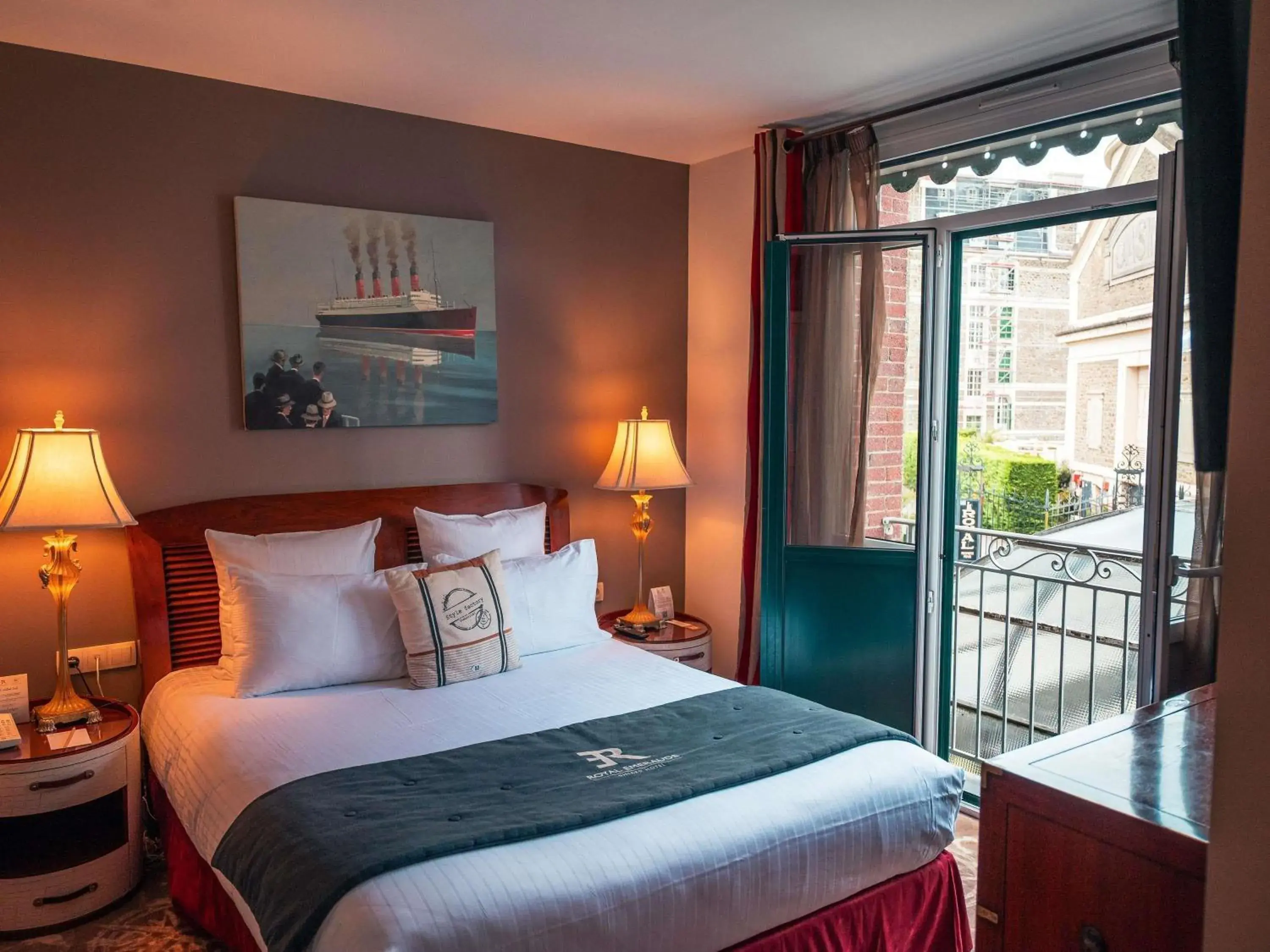 Bedroom, Bed in Royal Emeraude Hotel Dinard - MGallery Collection Bedroom, Bed in Royal Emeraude Hotel Dinard - MGallery Collection