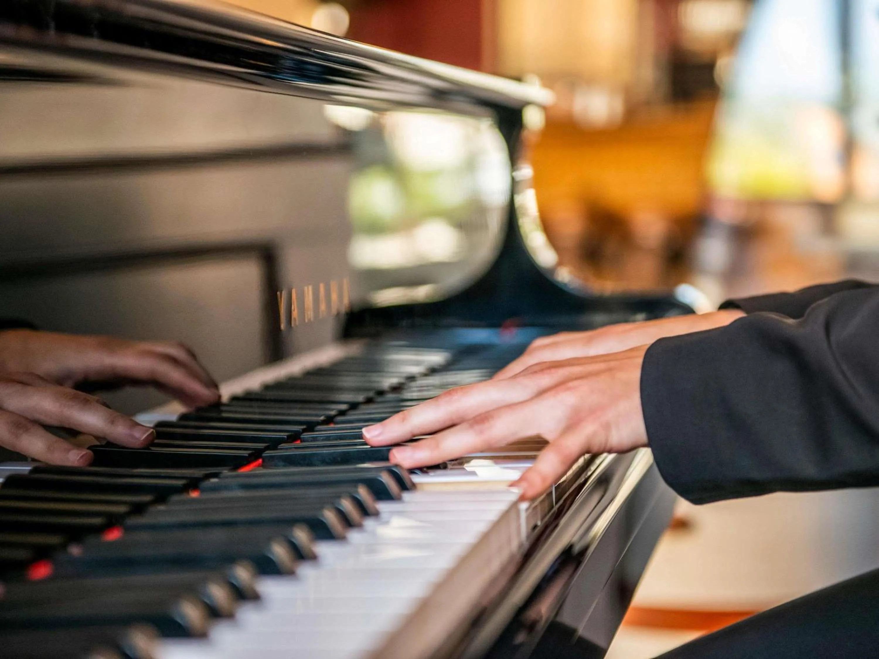 Lounge or bar in Royal Emeraude Hotel Dinard - MGallery Collection
