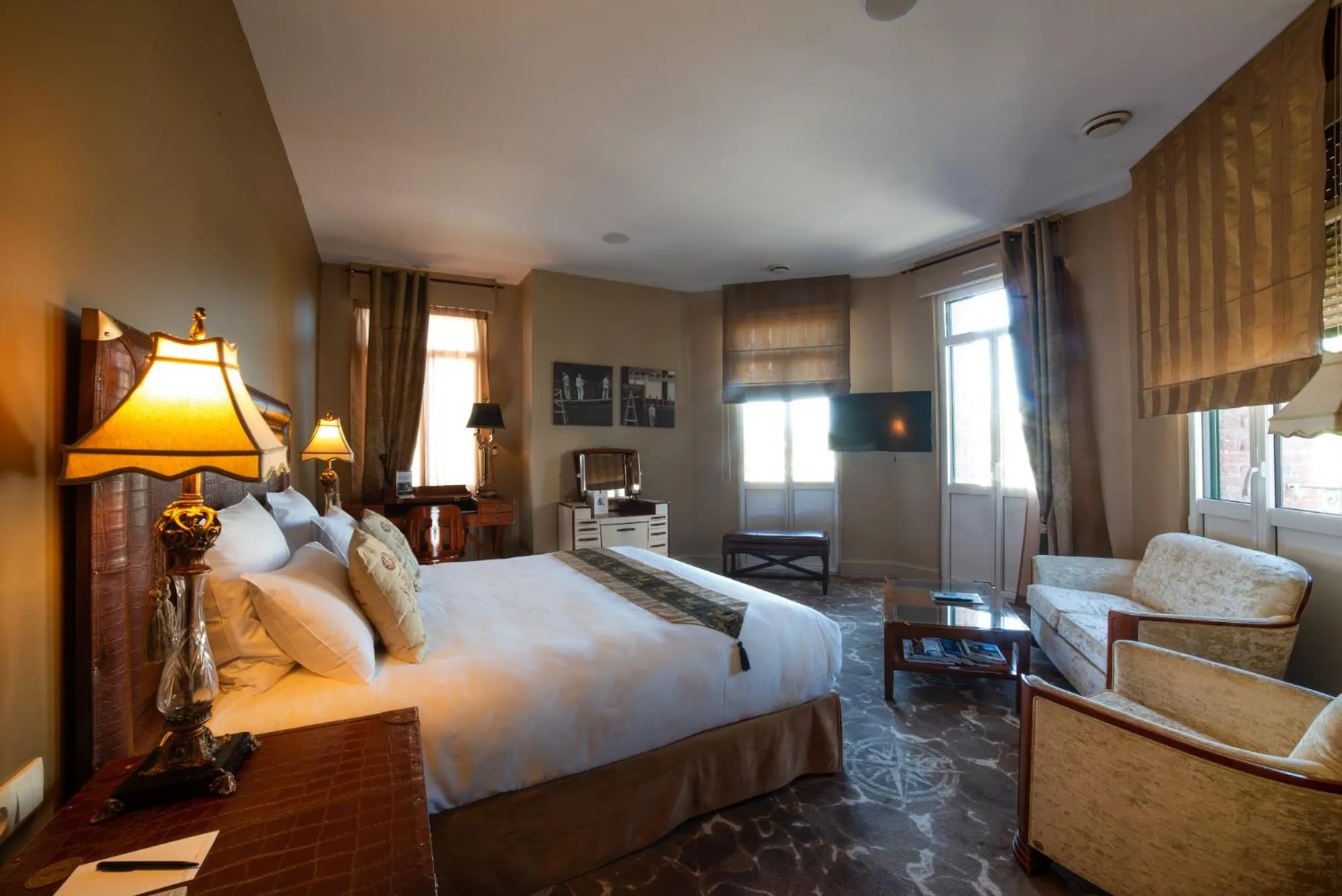 Bed in Royal Emeraude Hotel Dinard - MGallery Collection