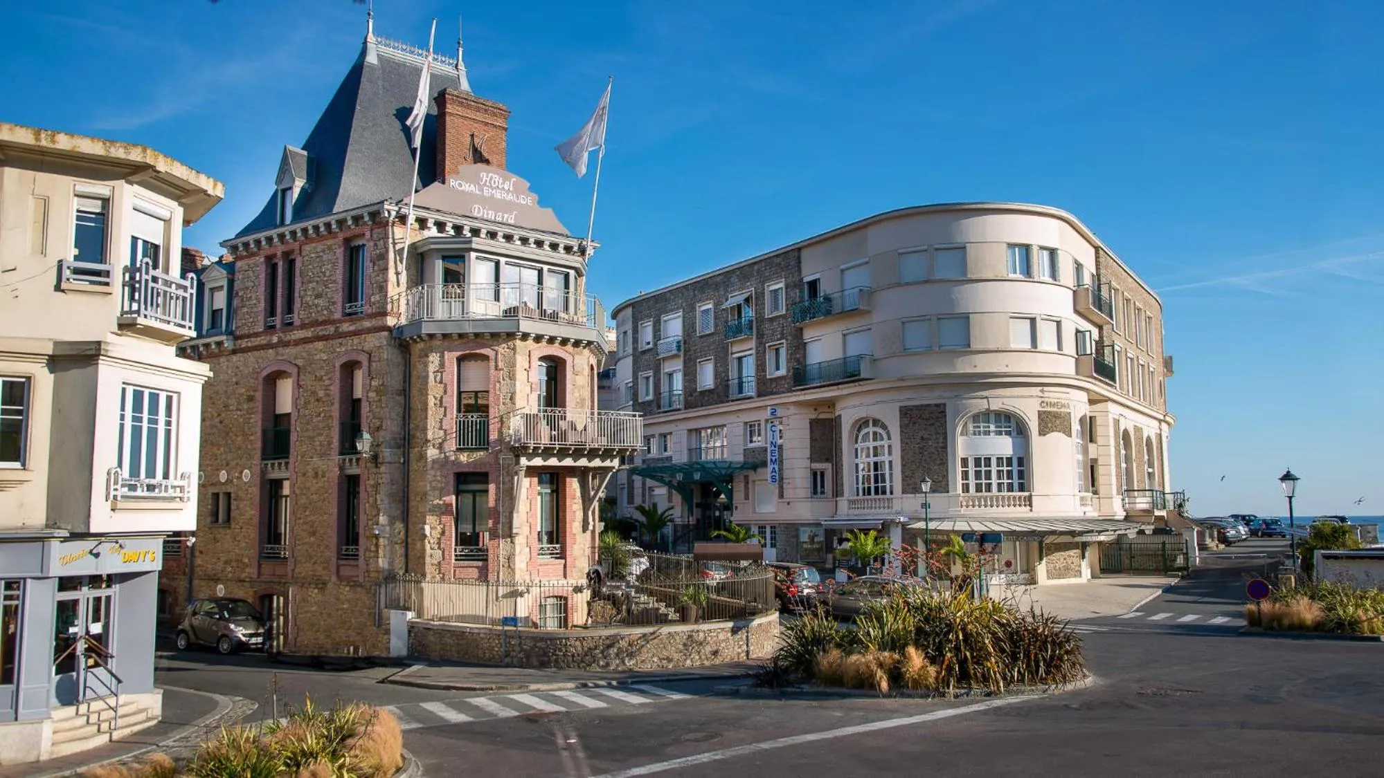 Facade/entrance in Royal Emeraude Hotel Dinard - MGallery Collection