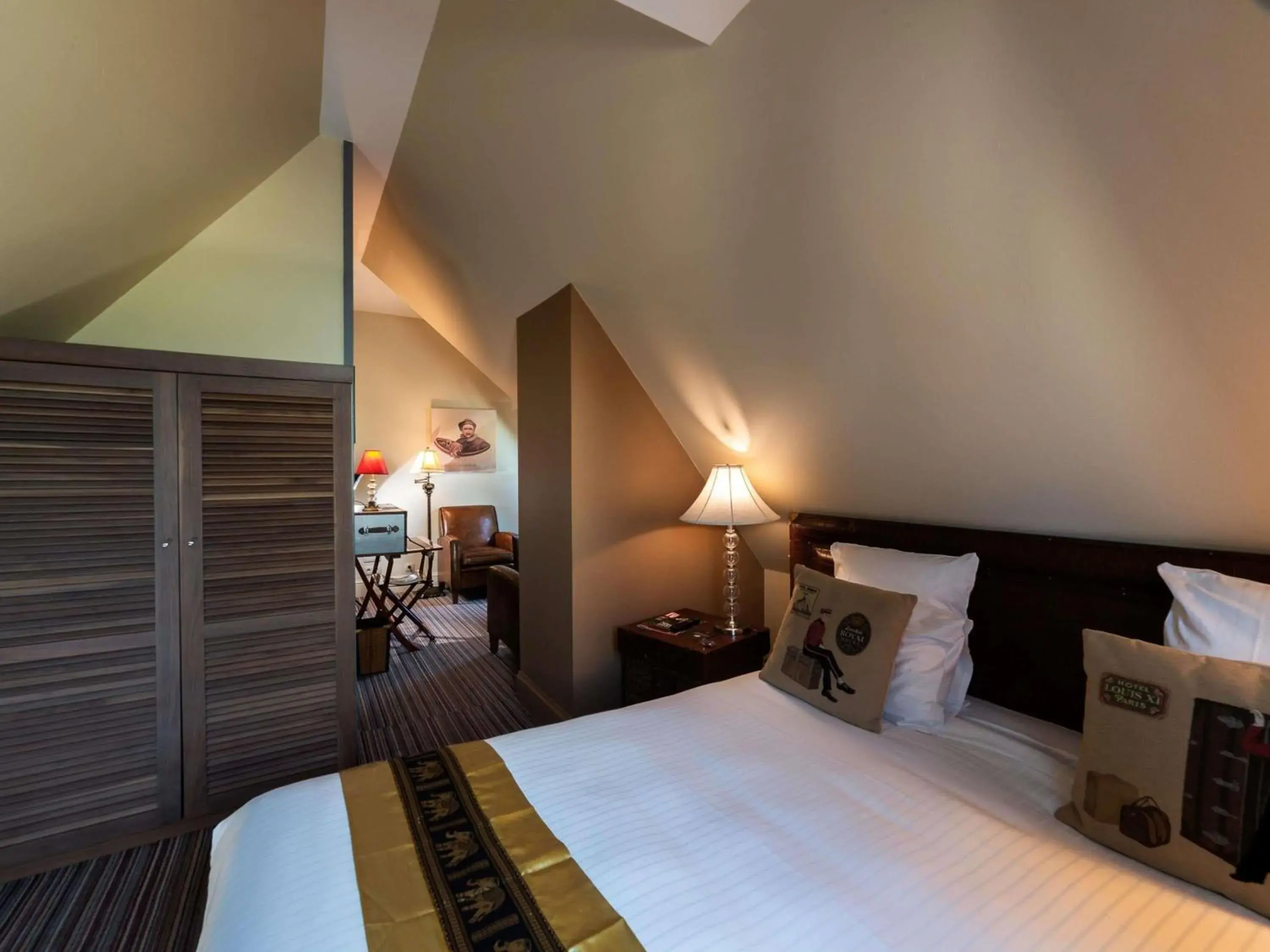 Bedroom, Bed in Royal Emeraude Hotel Dinard - MGallery Collection Bedroom, Bed in Royal Emeraude Hotel Dinard - MGallery Collection