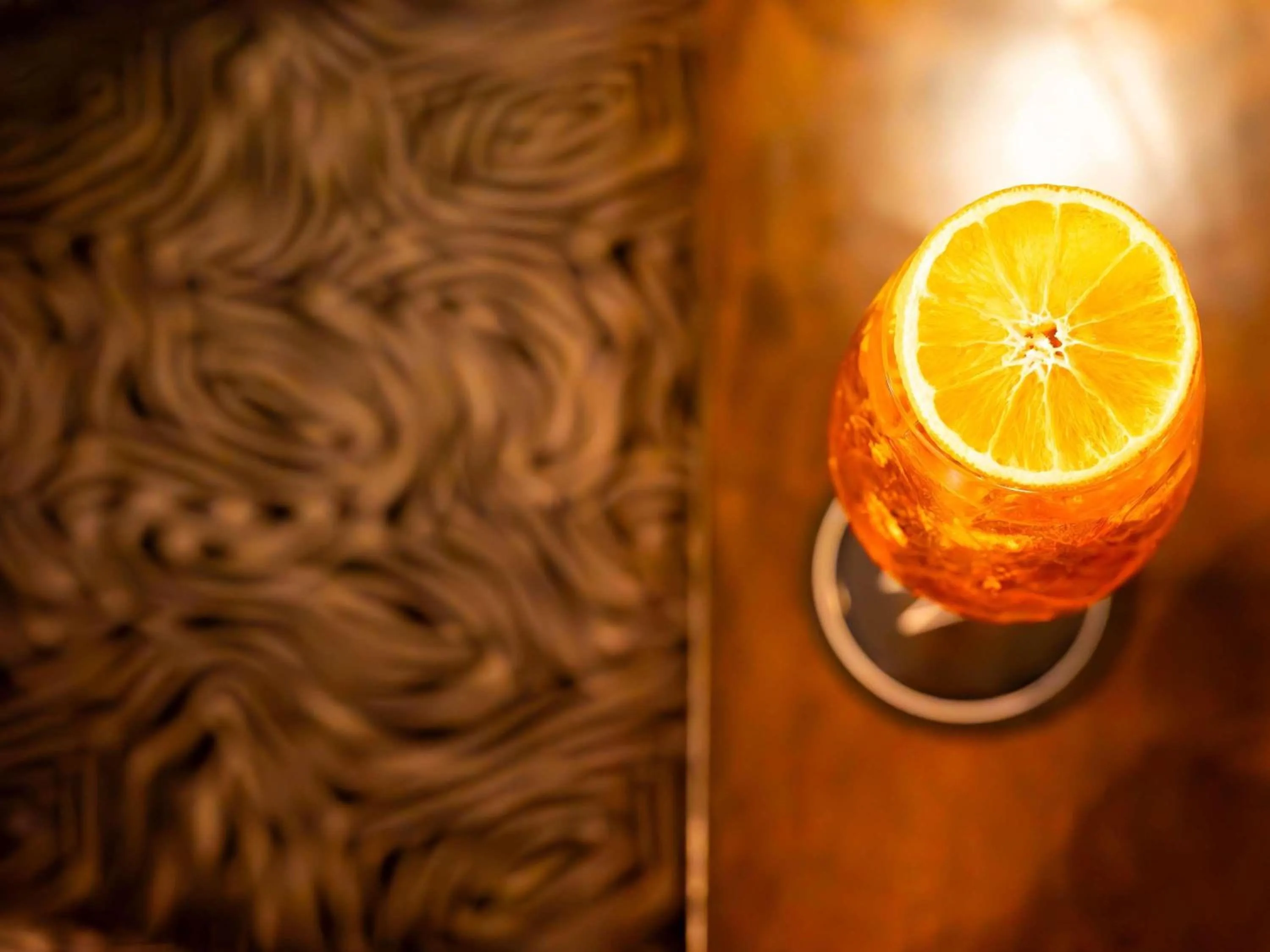 Lounge or bar in Royal Emeraude Hotel Dinard - MGallery Collection