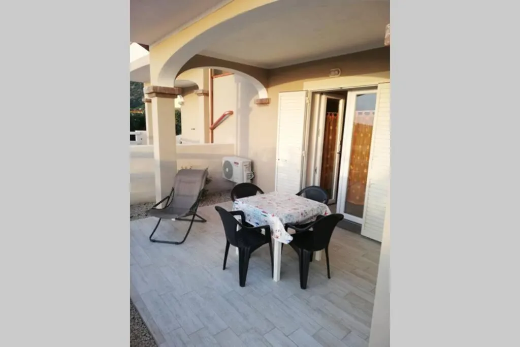 Trilocale vista mare con piscina a Badesi
