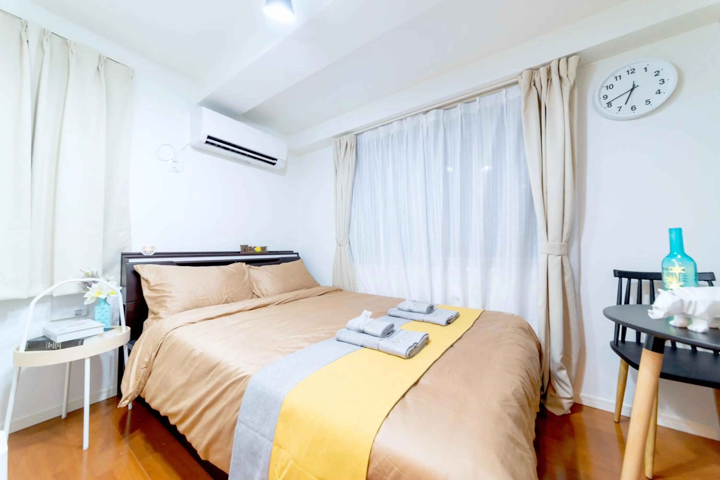 Bed in nestay inn tokyo ryogoku