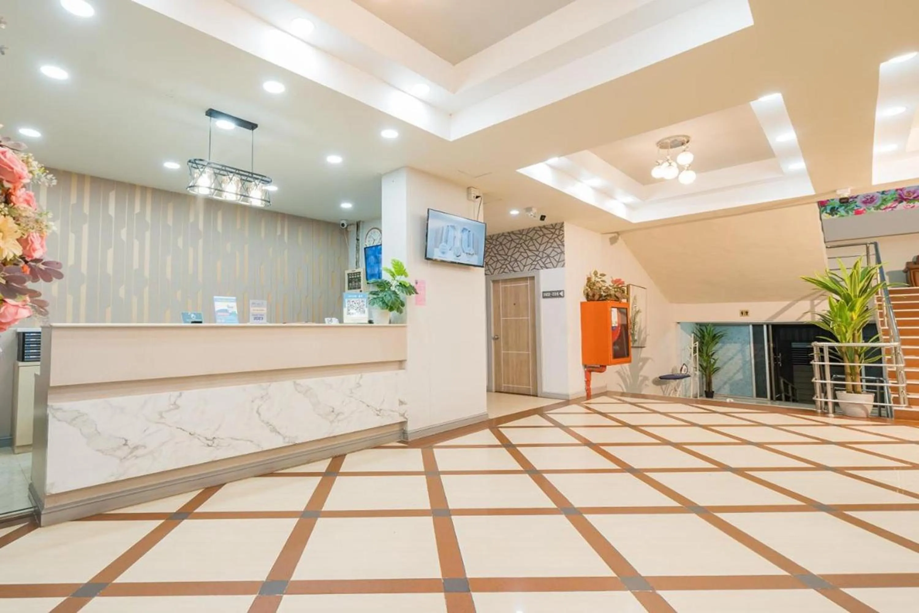 Lobby or reception in Top Inn Hotel