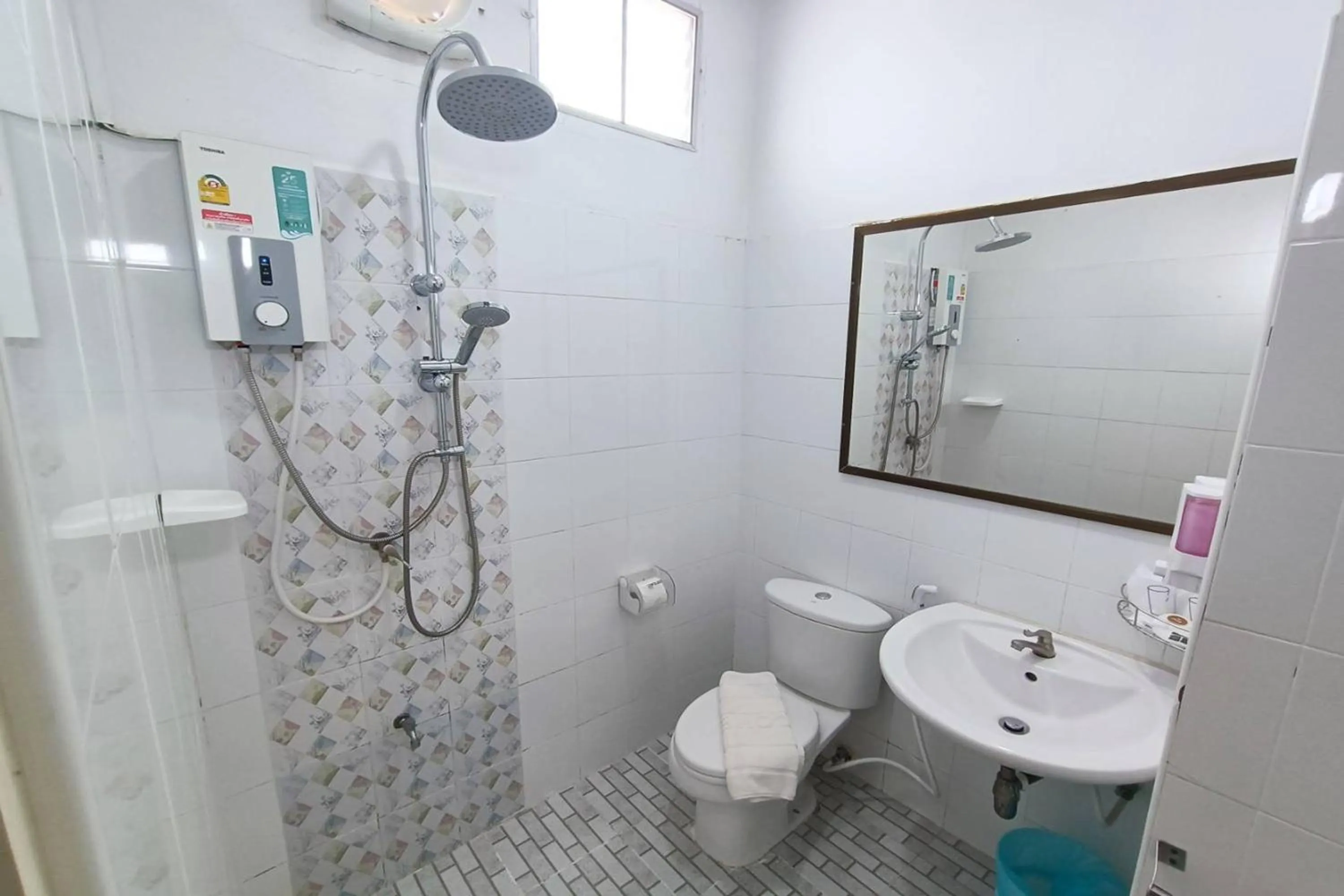 Bathroom in Top Inn Hotel