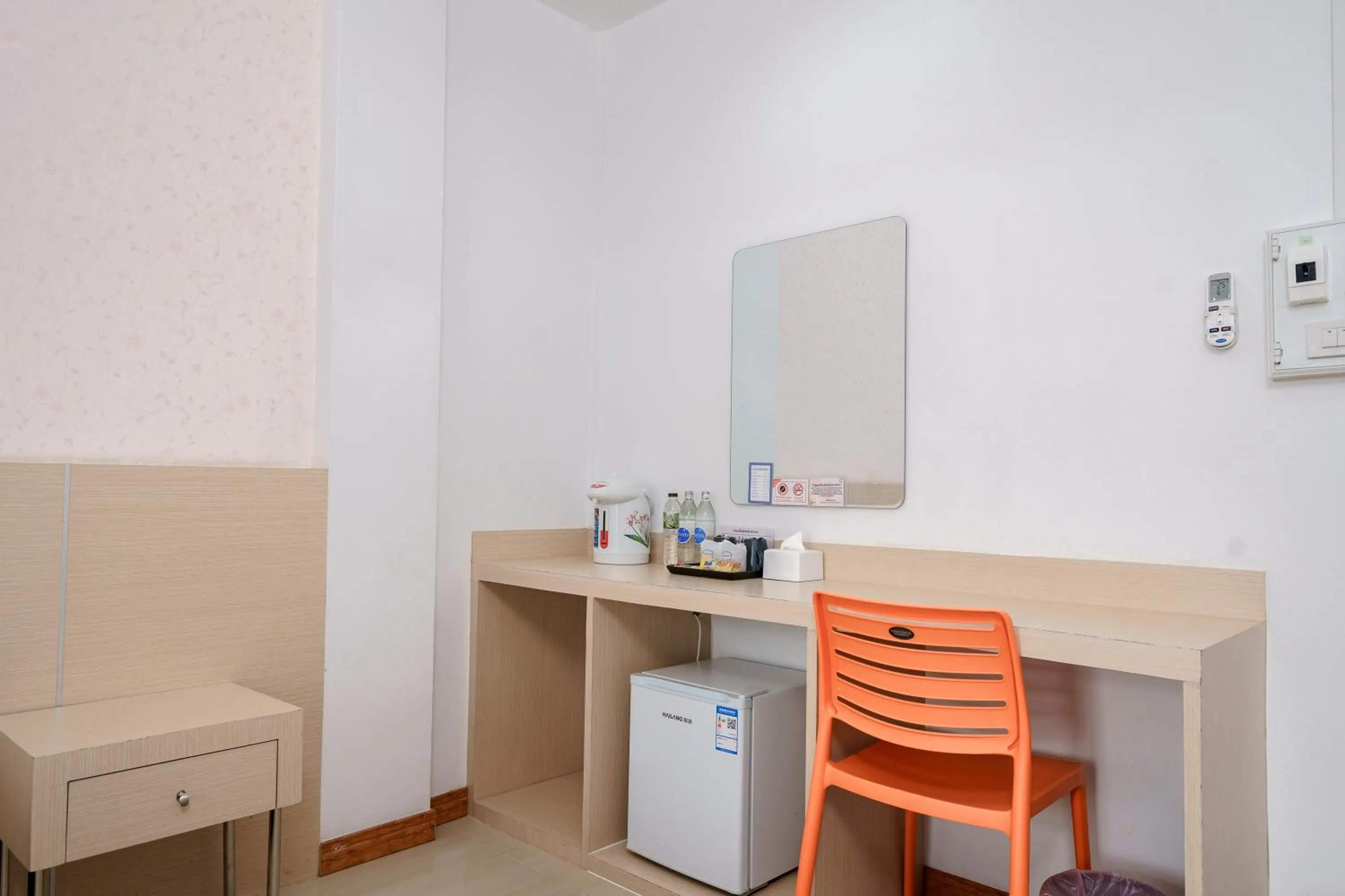 Bedroom in Top Inn Hotel