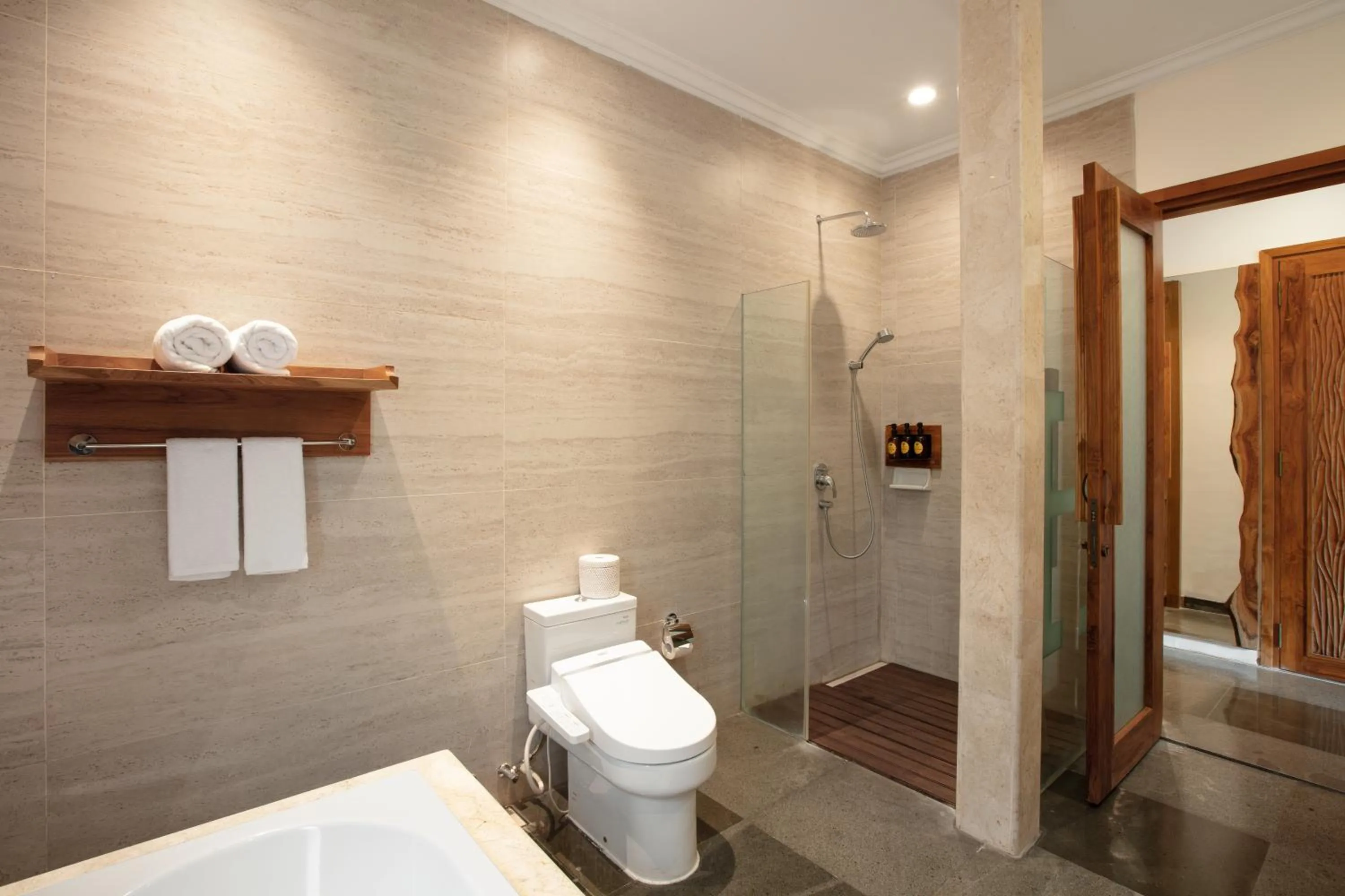 Shower in Harsono Boutique Resort Bali
