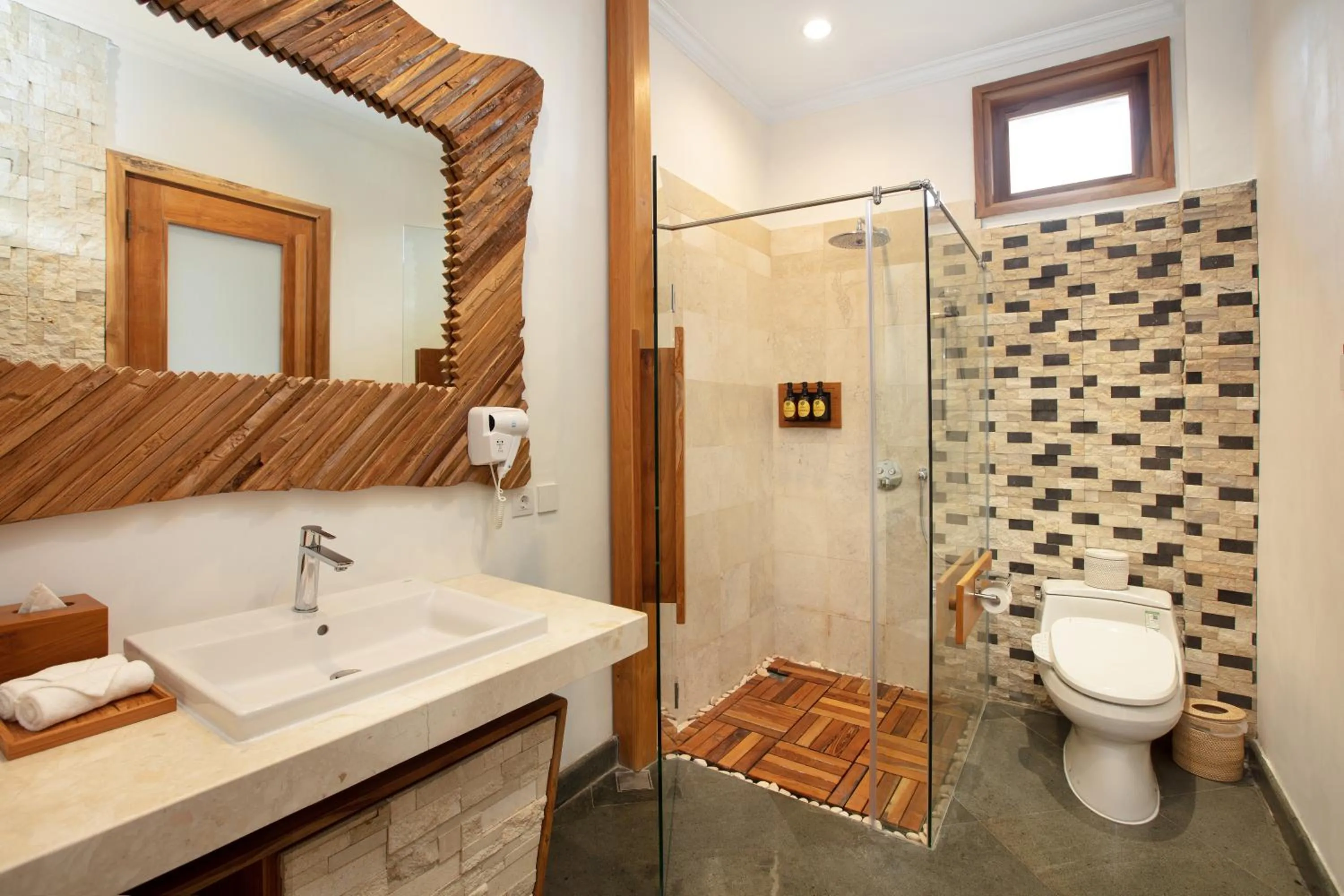 Shower in Harsono Boutique Resort Bali