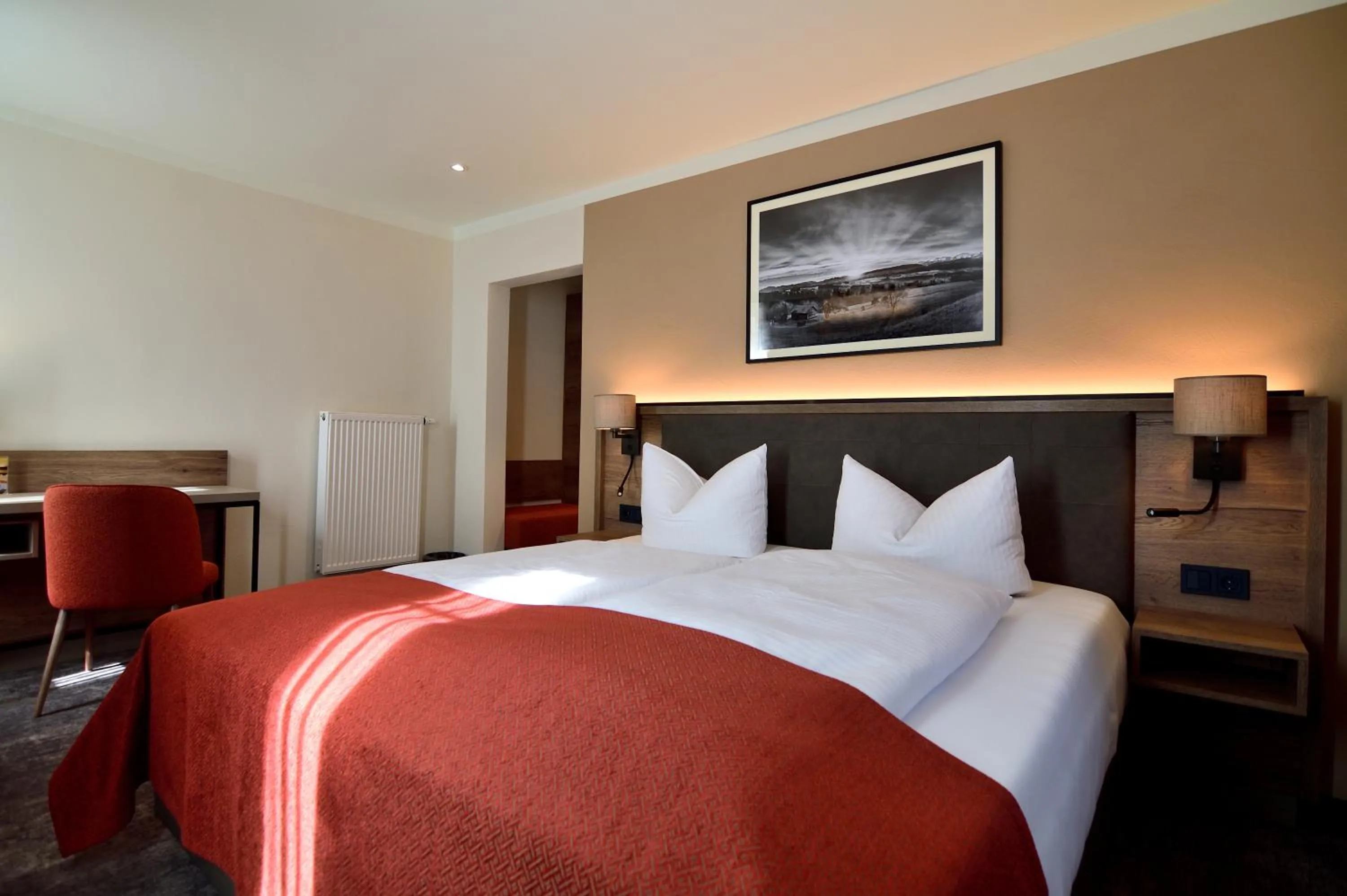 Photo of the whole room, Bed in Lindenberger Hof