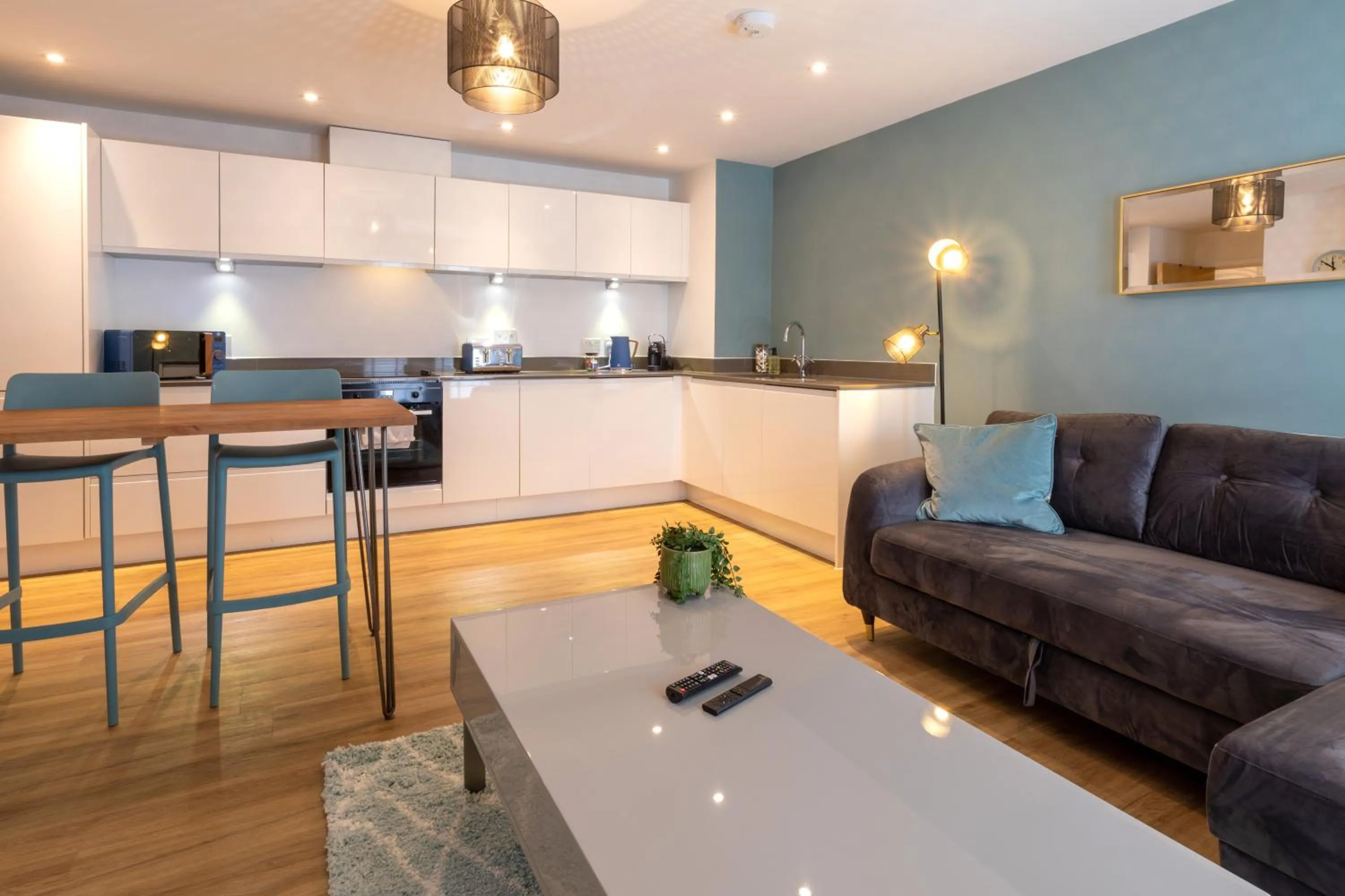 Kitchen or kitchenette in Orchard Point