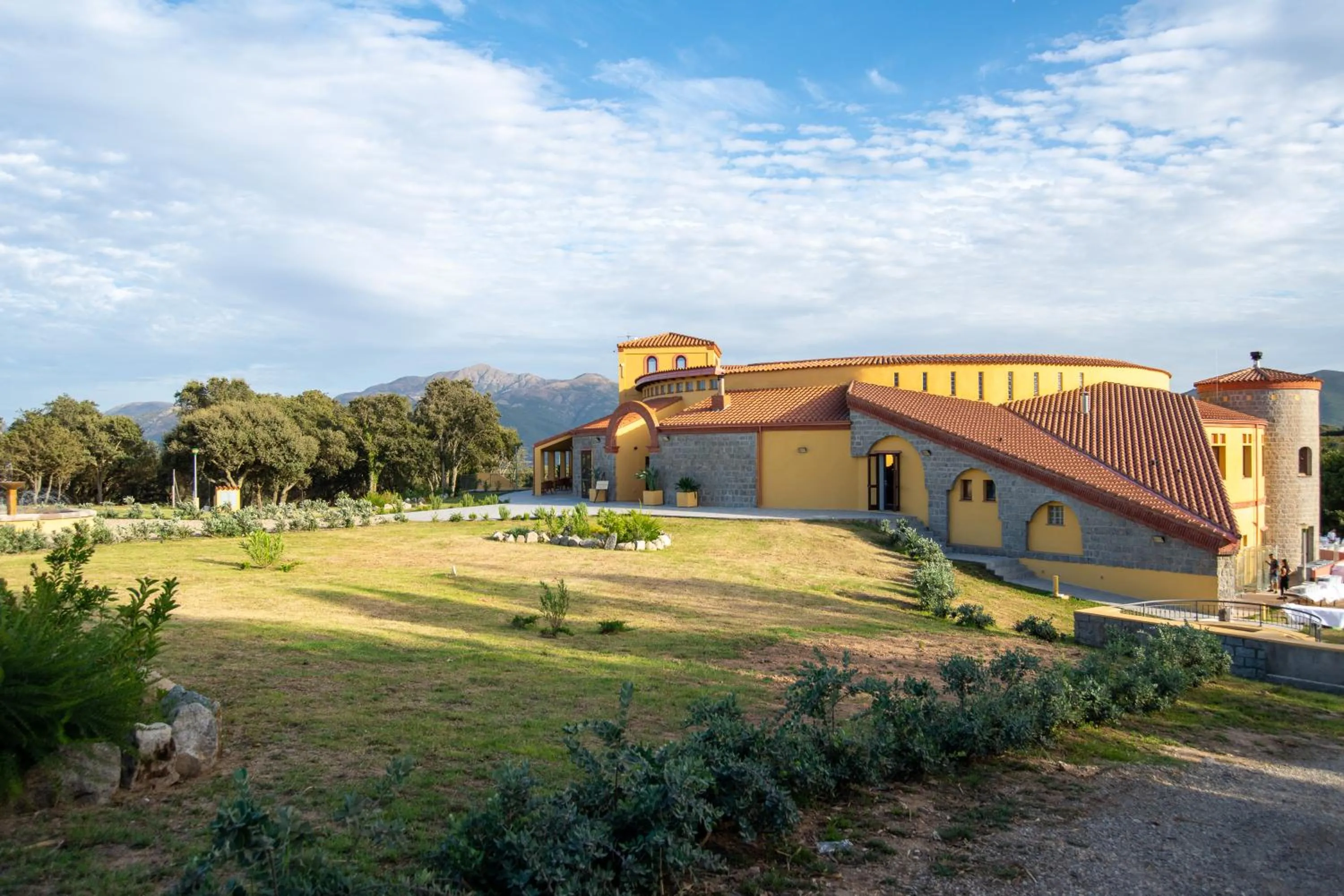 Garden in S'ena Hotel