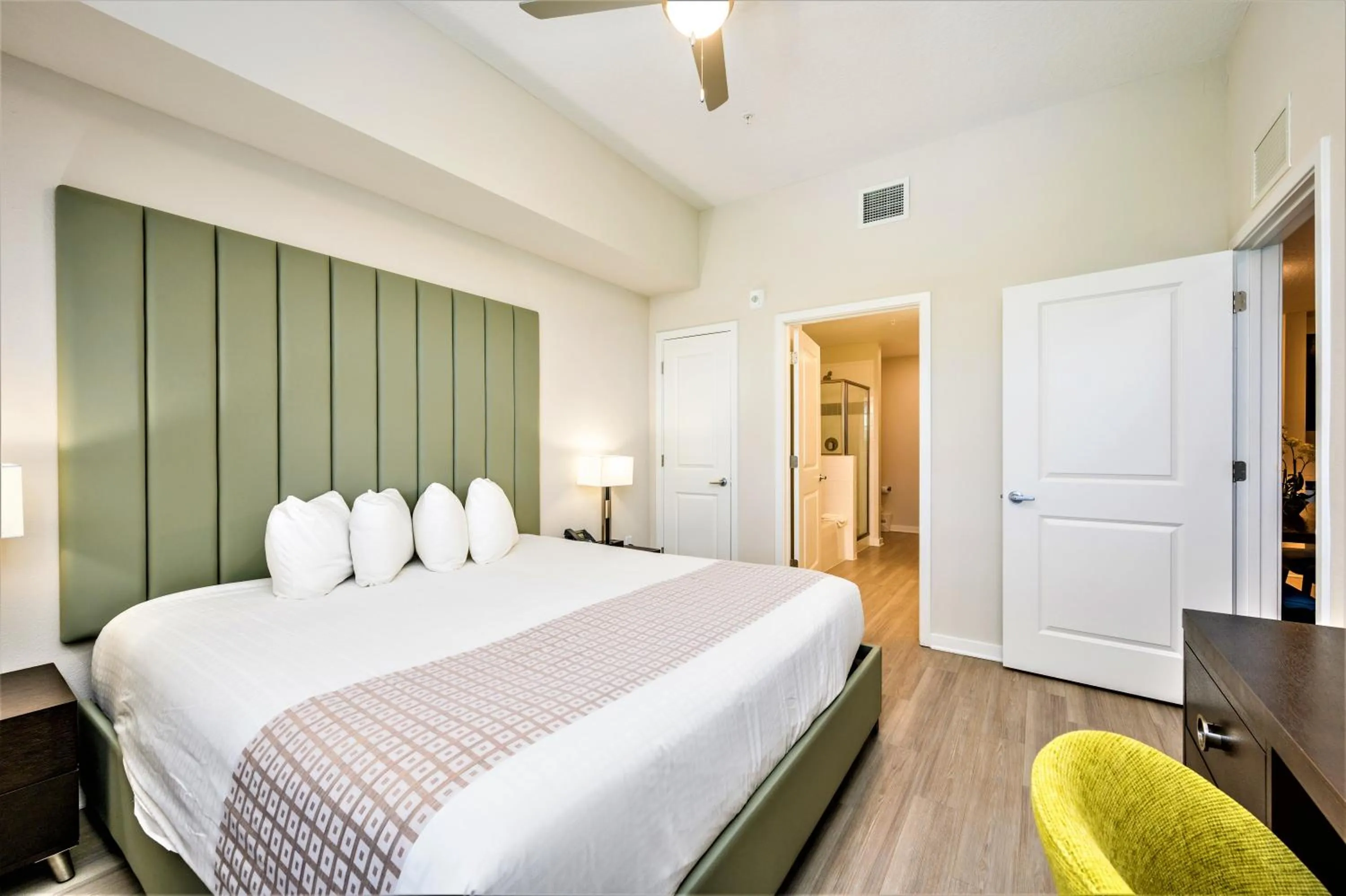 Bedroom, Bed in Vista Cay Resort by Millenium at Universal Blvd.