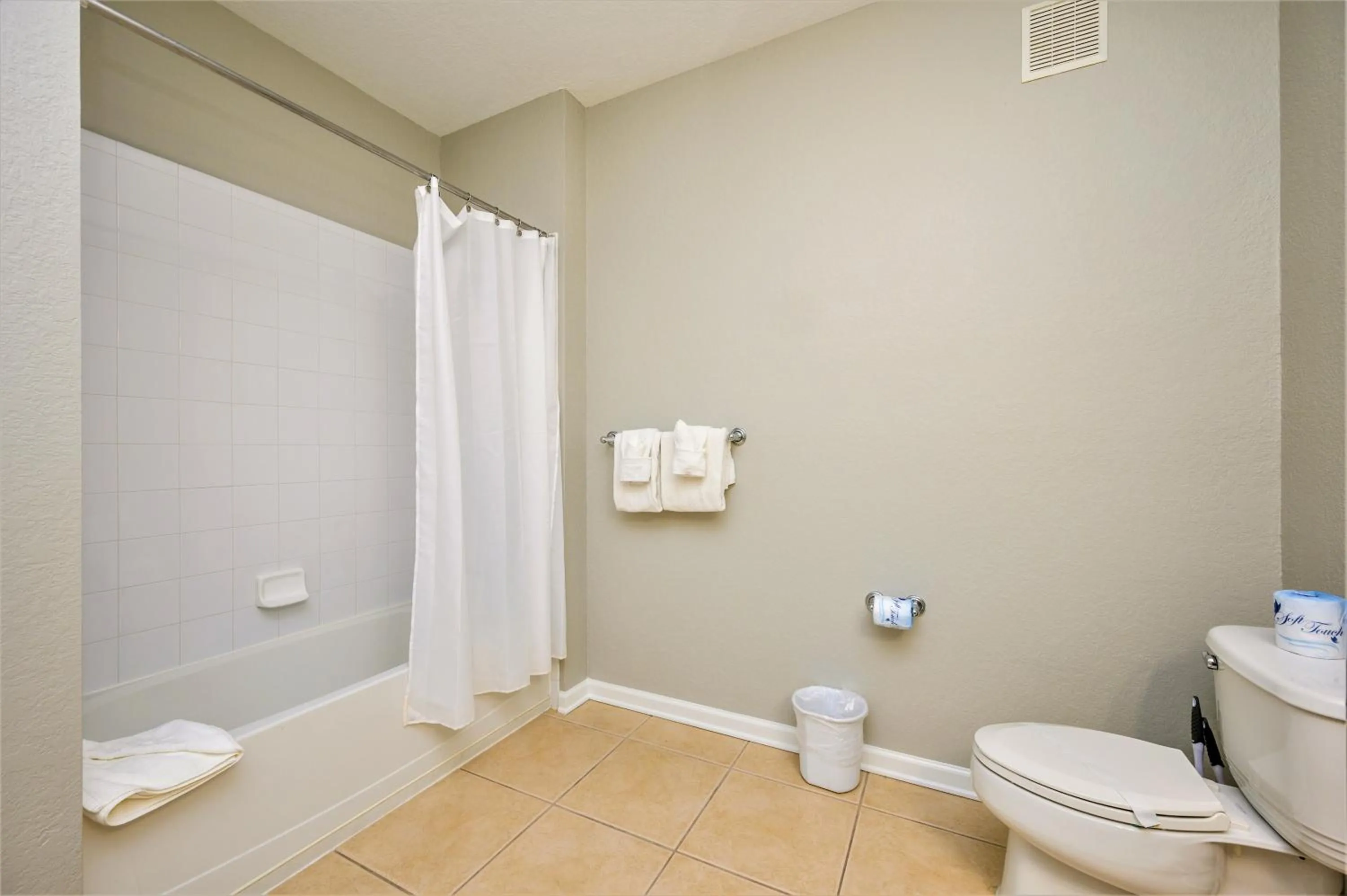 Bathroom in Vista Cay Resort by Millenium at Universal Blvd.