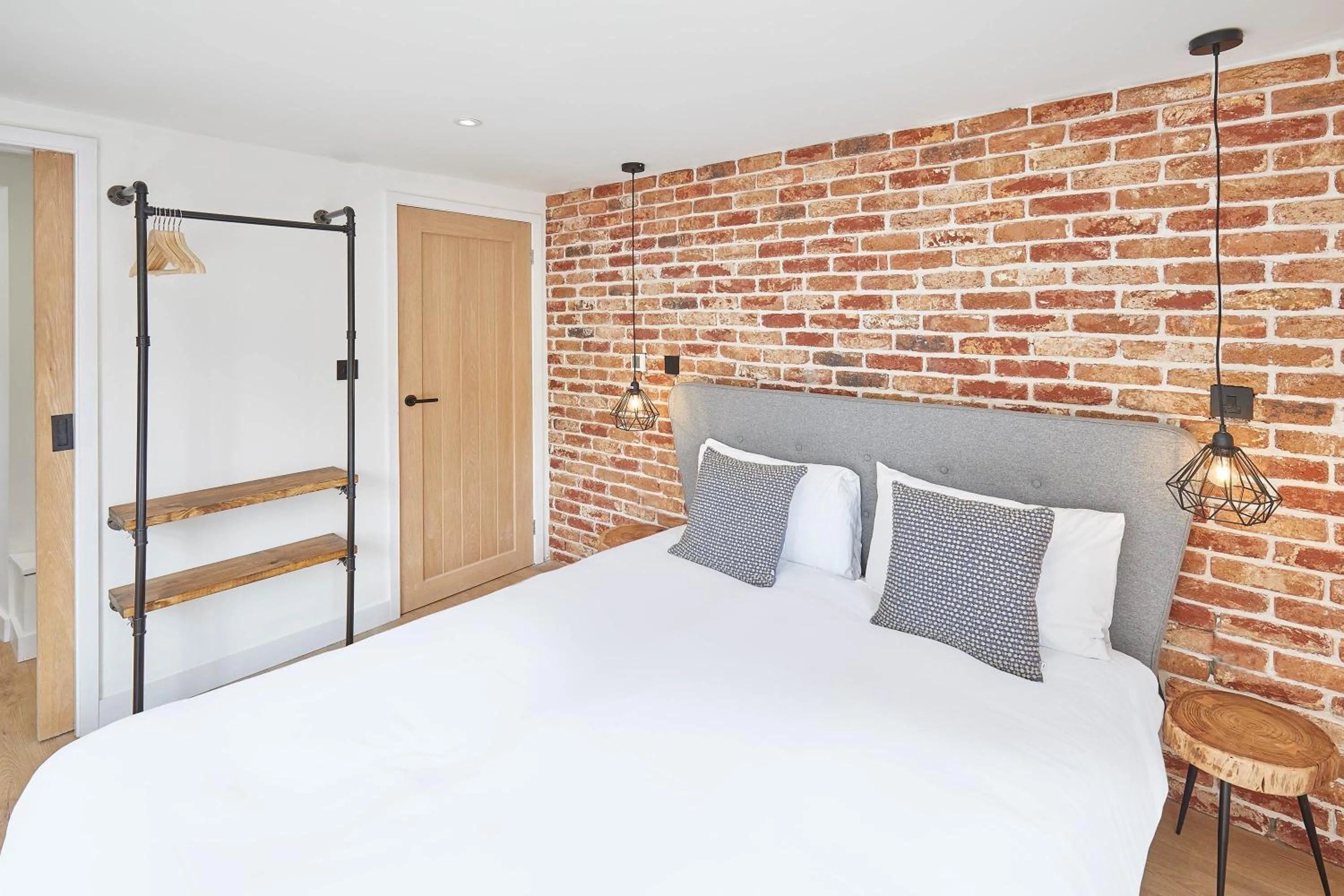 Bed in Host & Stay - Golden Lion Apartments