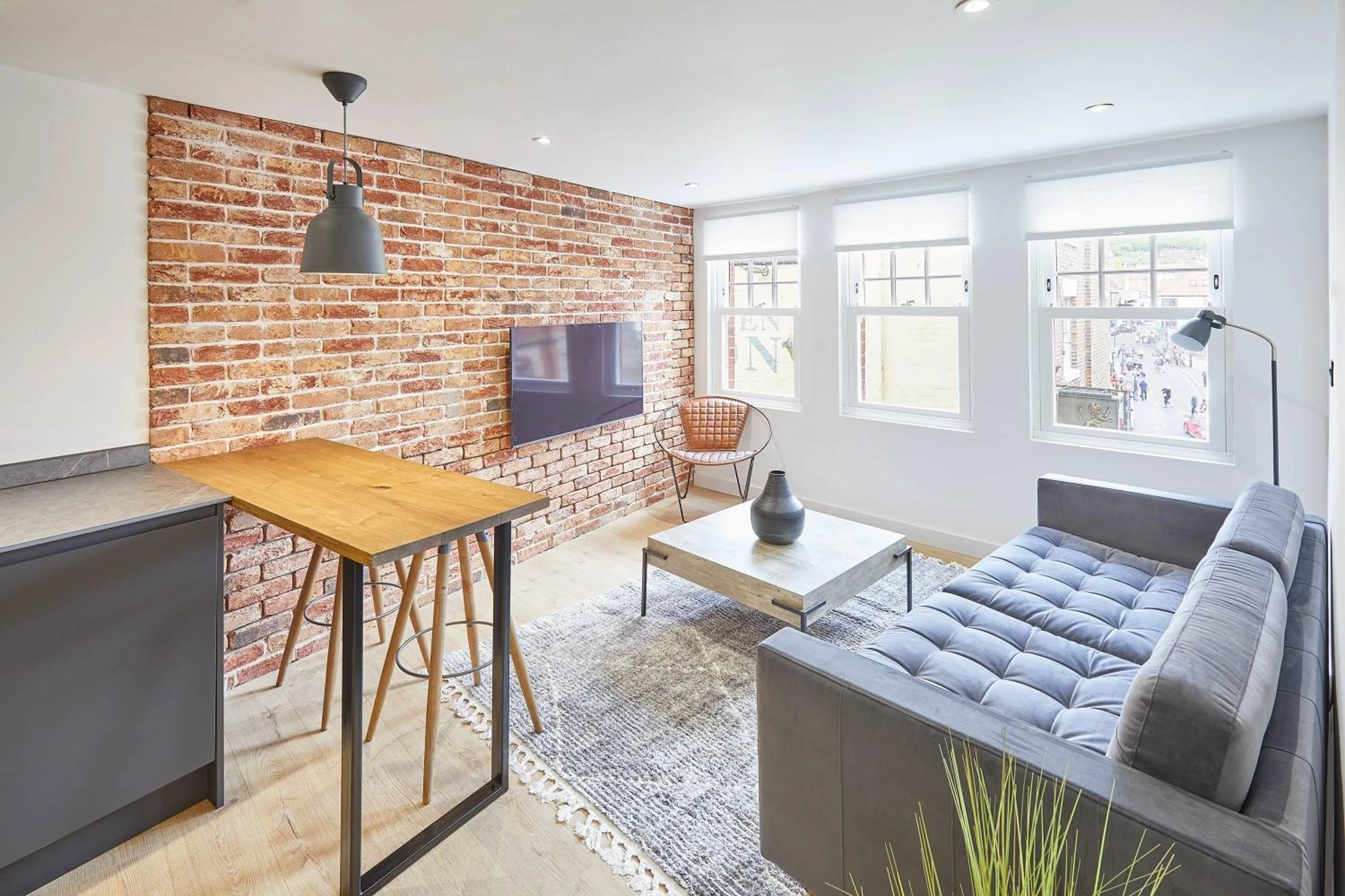 TV and multimedia in Host & Stay - Golden Lion Apartments