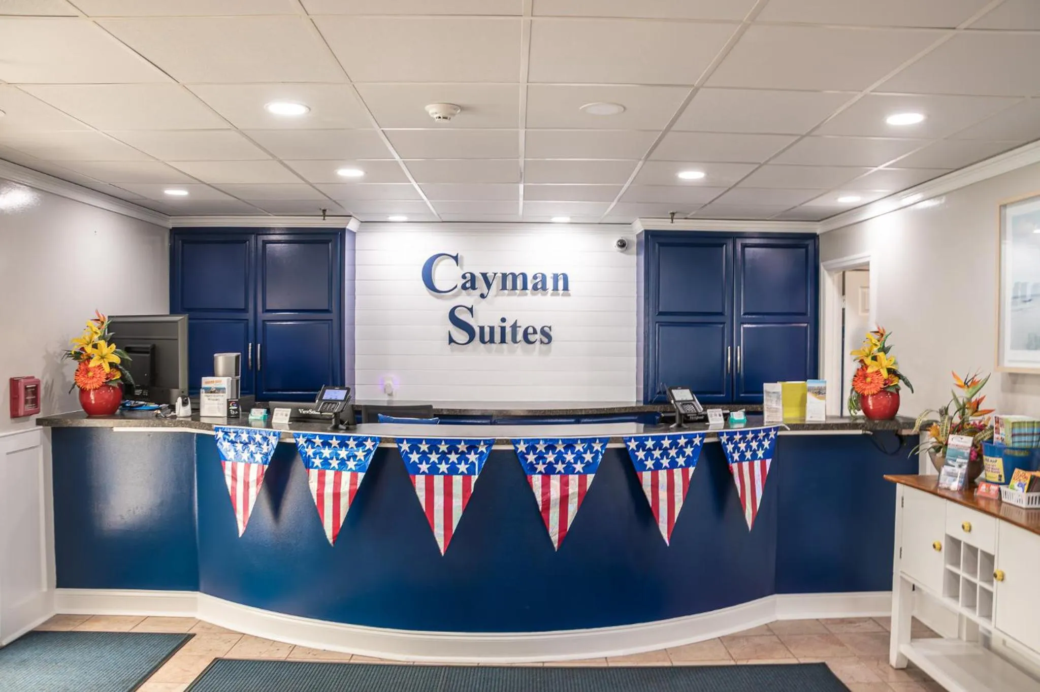 Lobby or reception in Cayman Suites Hotel