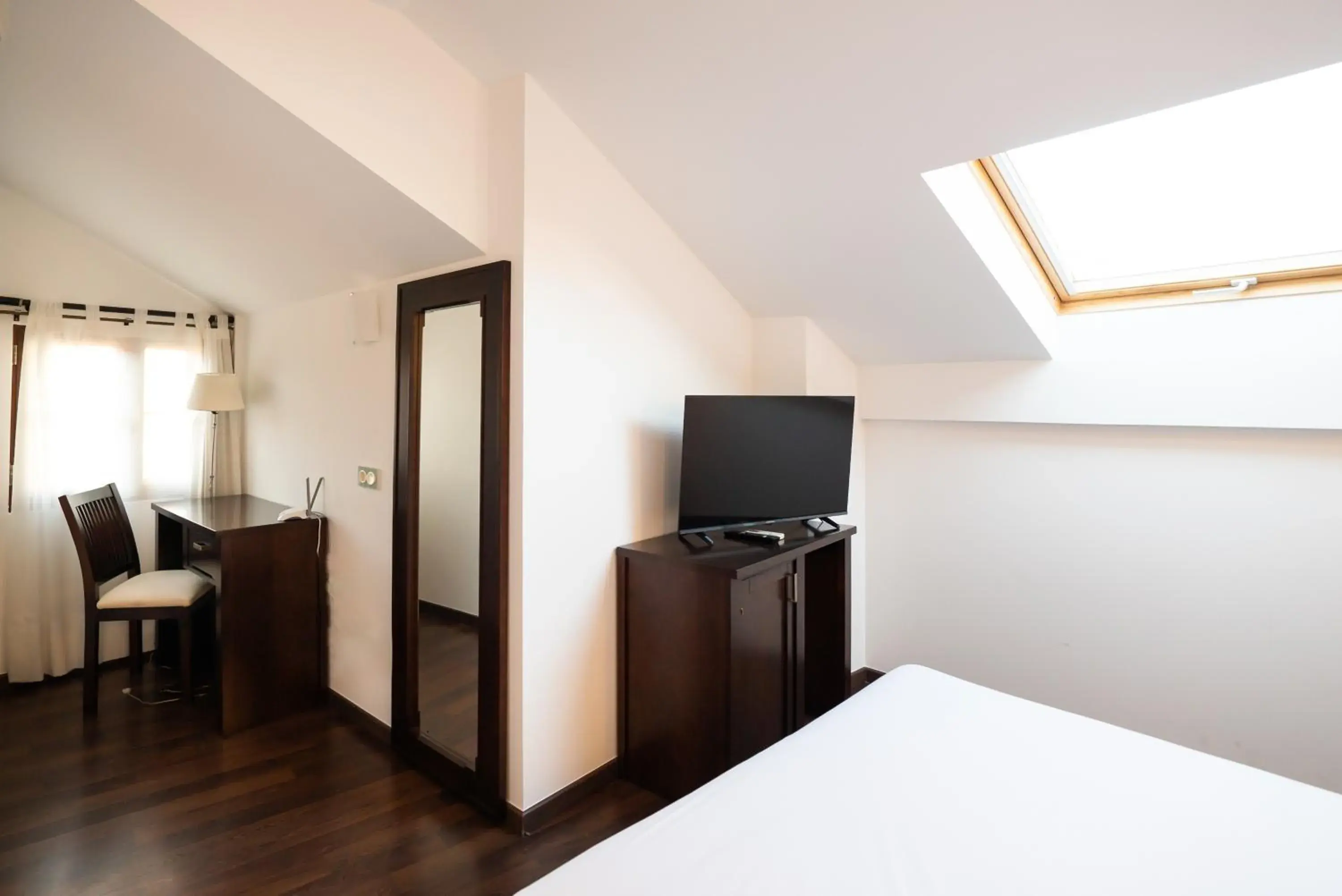 Photo of the whole room, Bed in Hotel Rincón del Conde Photo of the whole room, Bed in Hotel Rincón del Conde