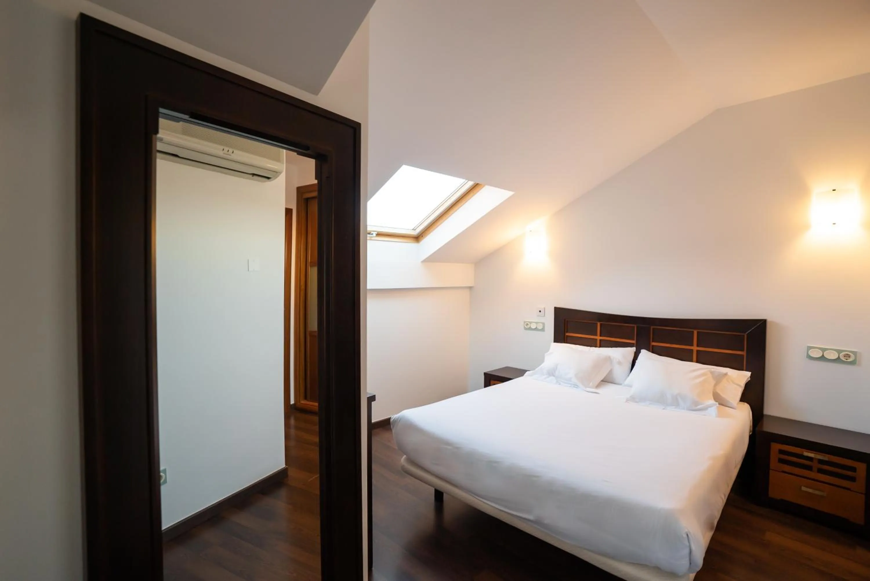 Photo of the whole room, Bed in Hotel Rincón del Conde