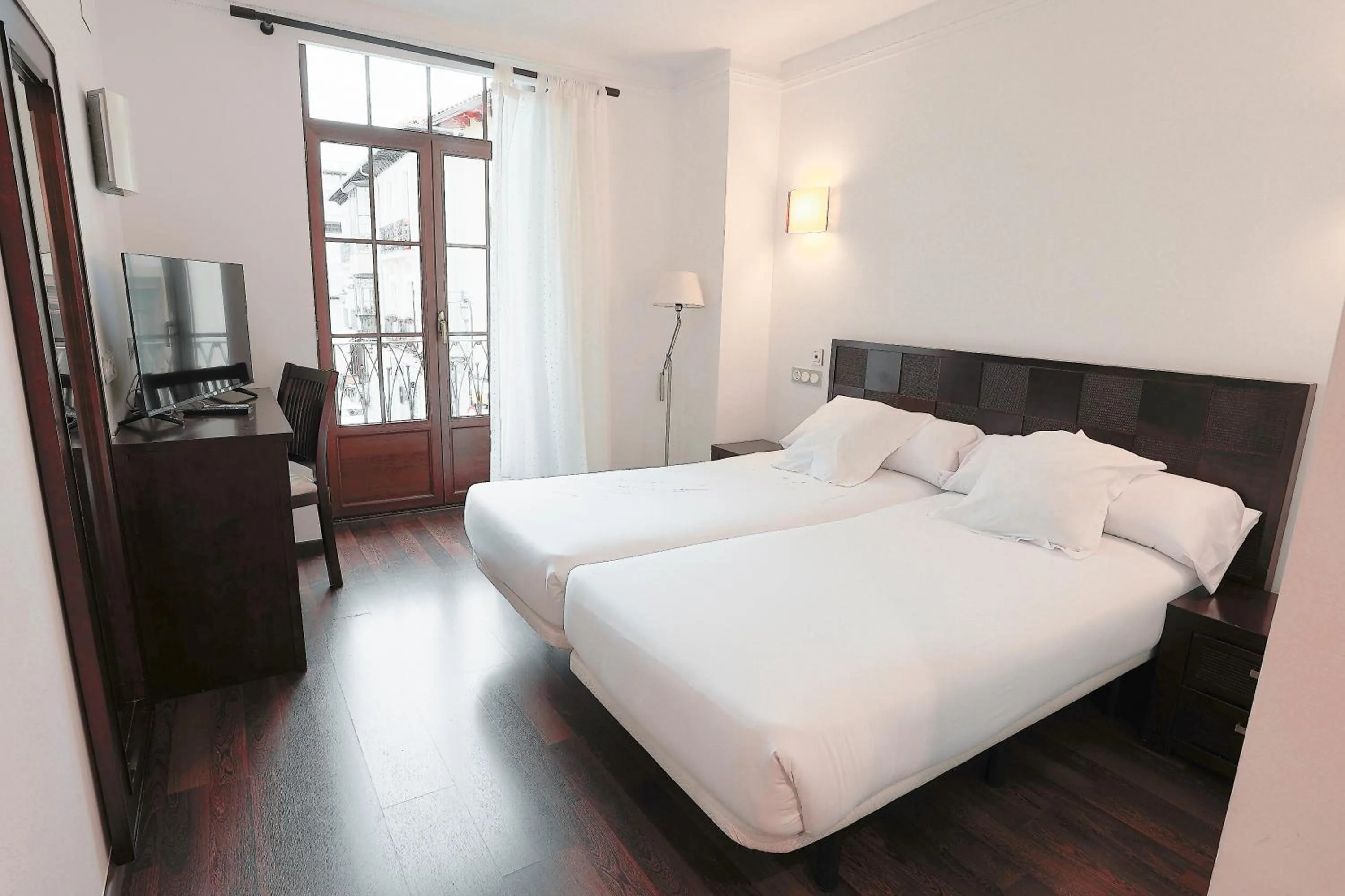 Photo of the whole room, Bed in Hotel Rincón del Conde