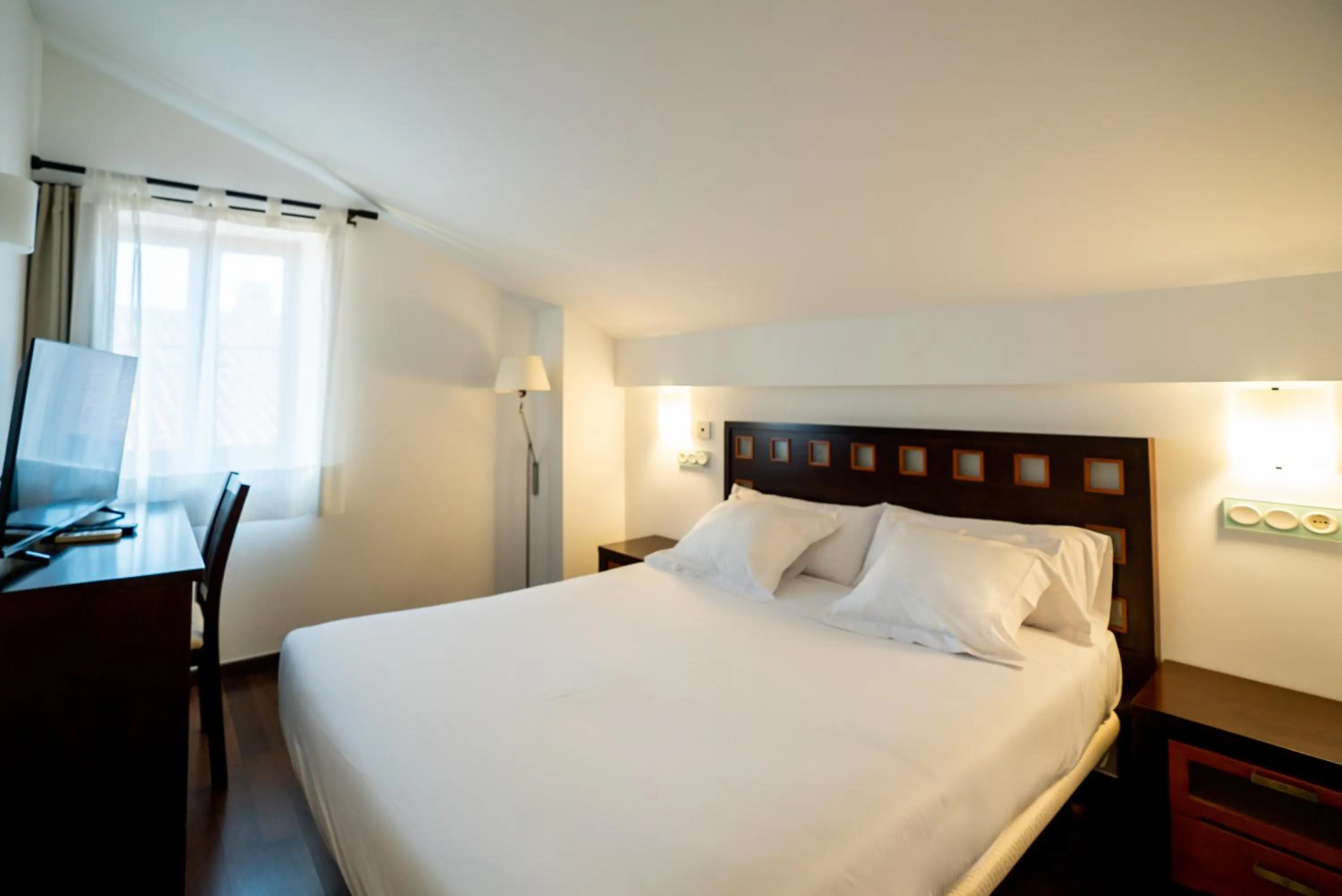 Photo of the whole room, Bed in Hotel Rincón del Conde