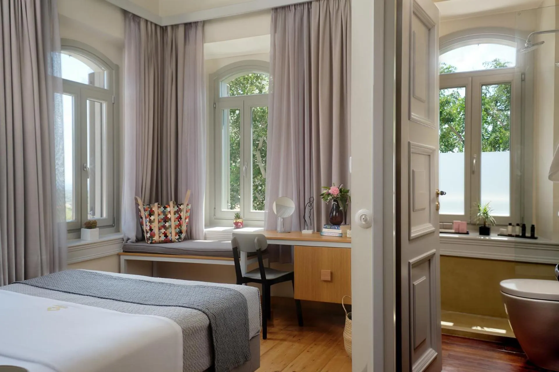 Bathroom, Bed in Eressian Hotel & Hammam Spa