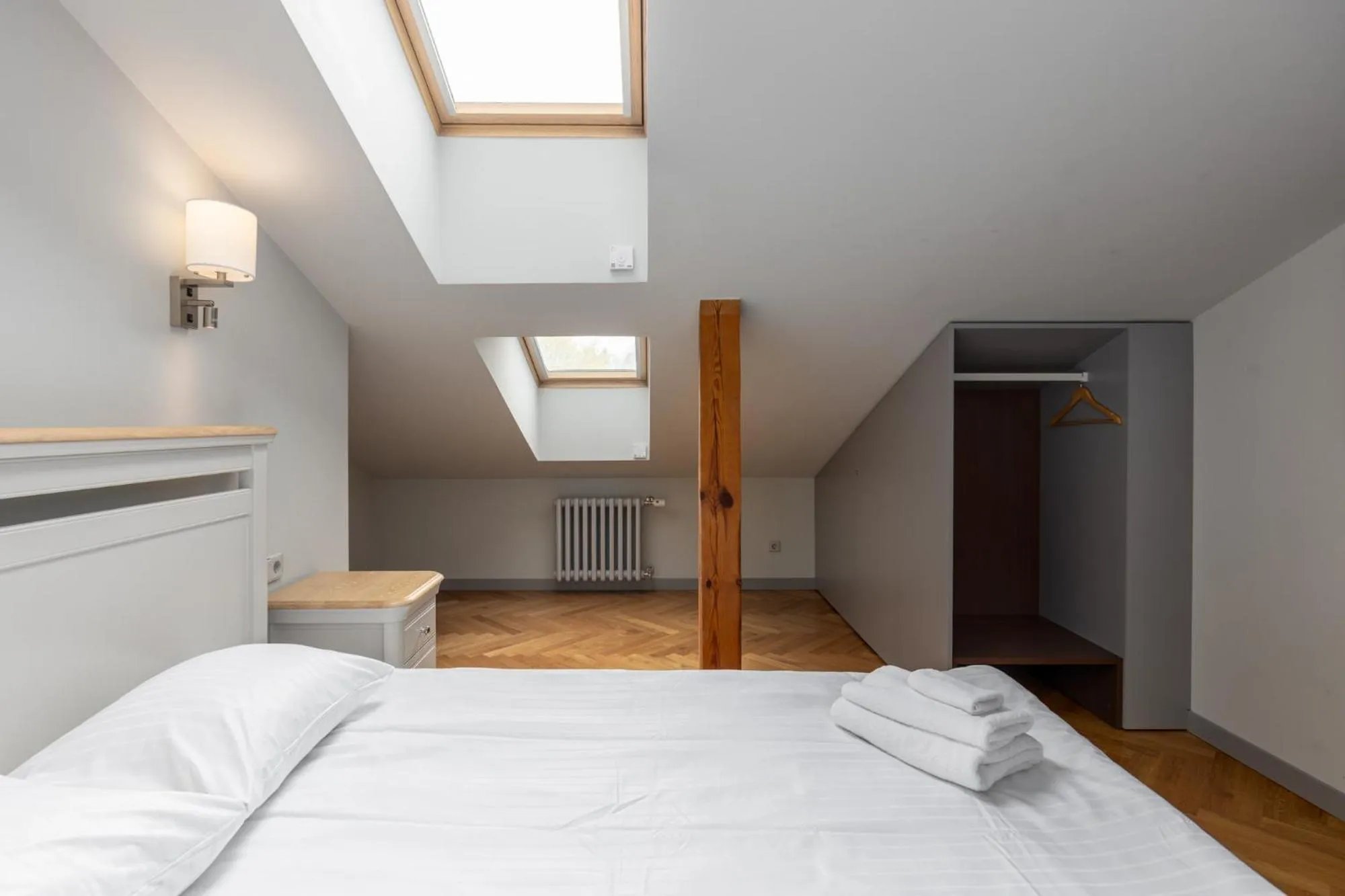 Bed in Roze Republikas Apartments