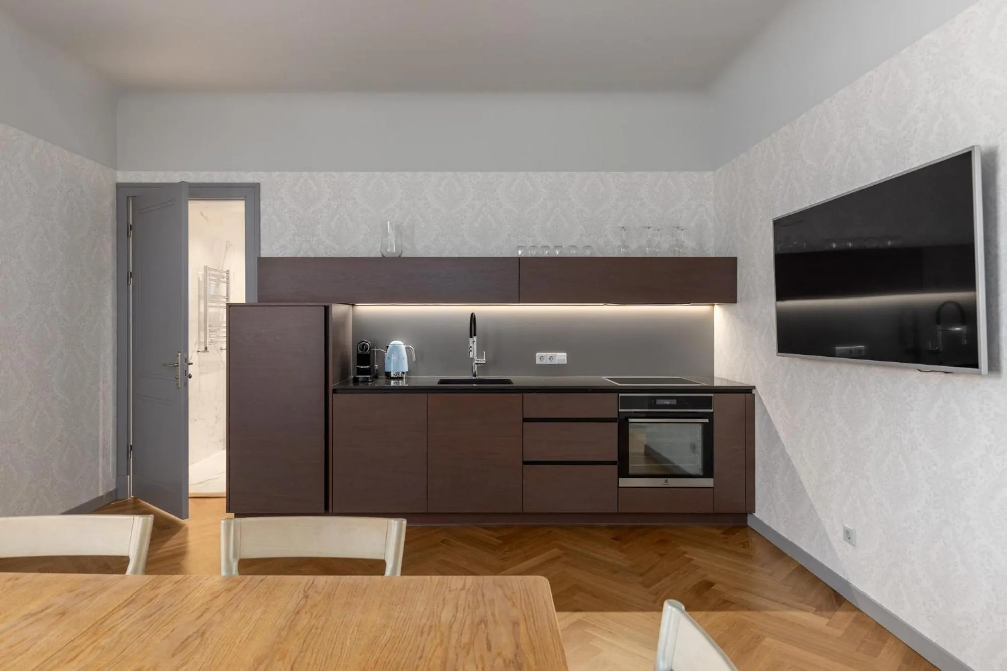 Roze Republikas Apartments