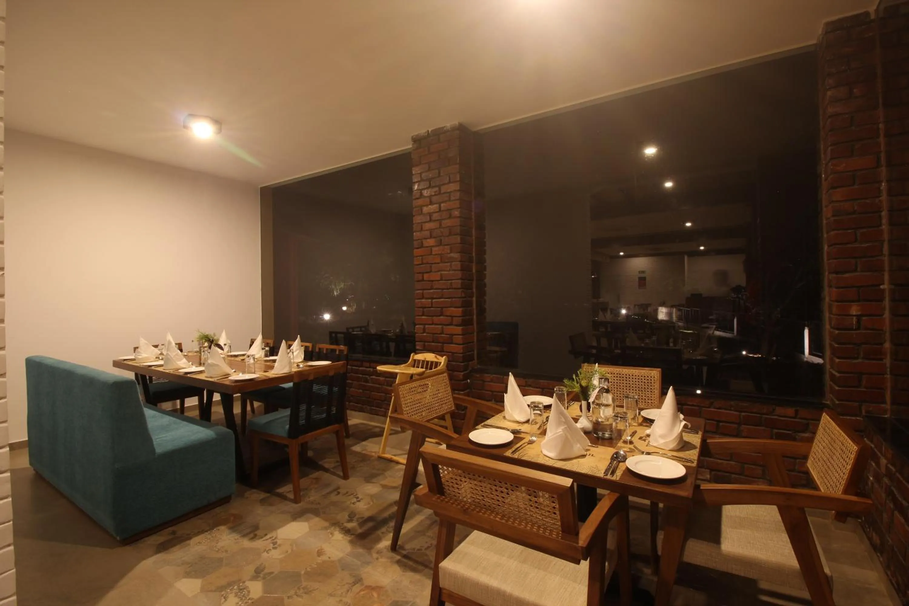 Restaurant/places to eat in Regenta Jungle Resort Kabini Springs