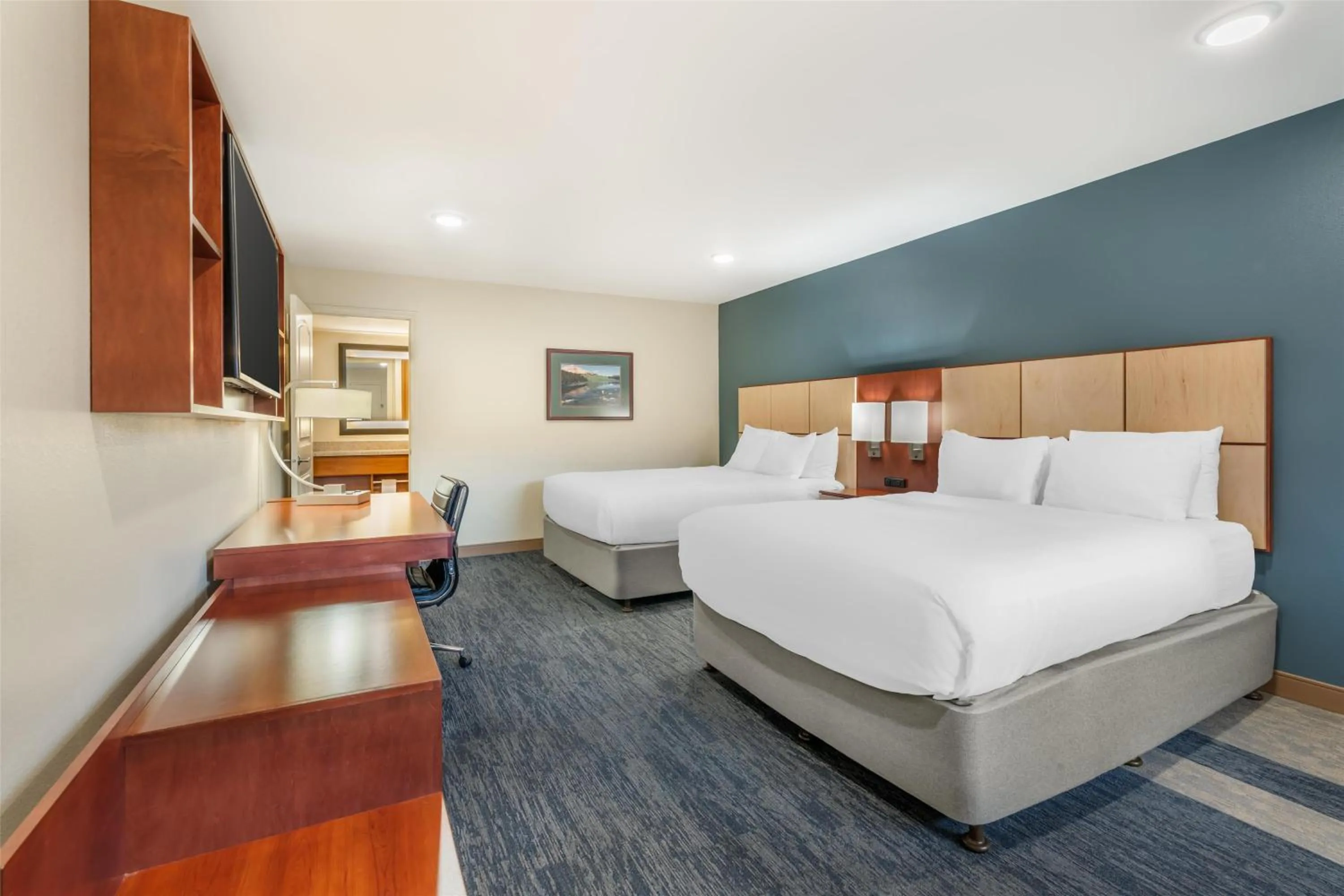 Bedroom, Bed in Best Western Plus Clocktower Inn