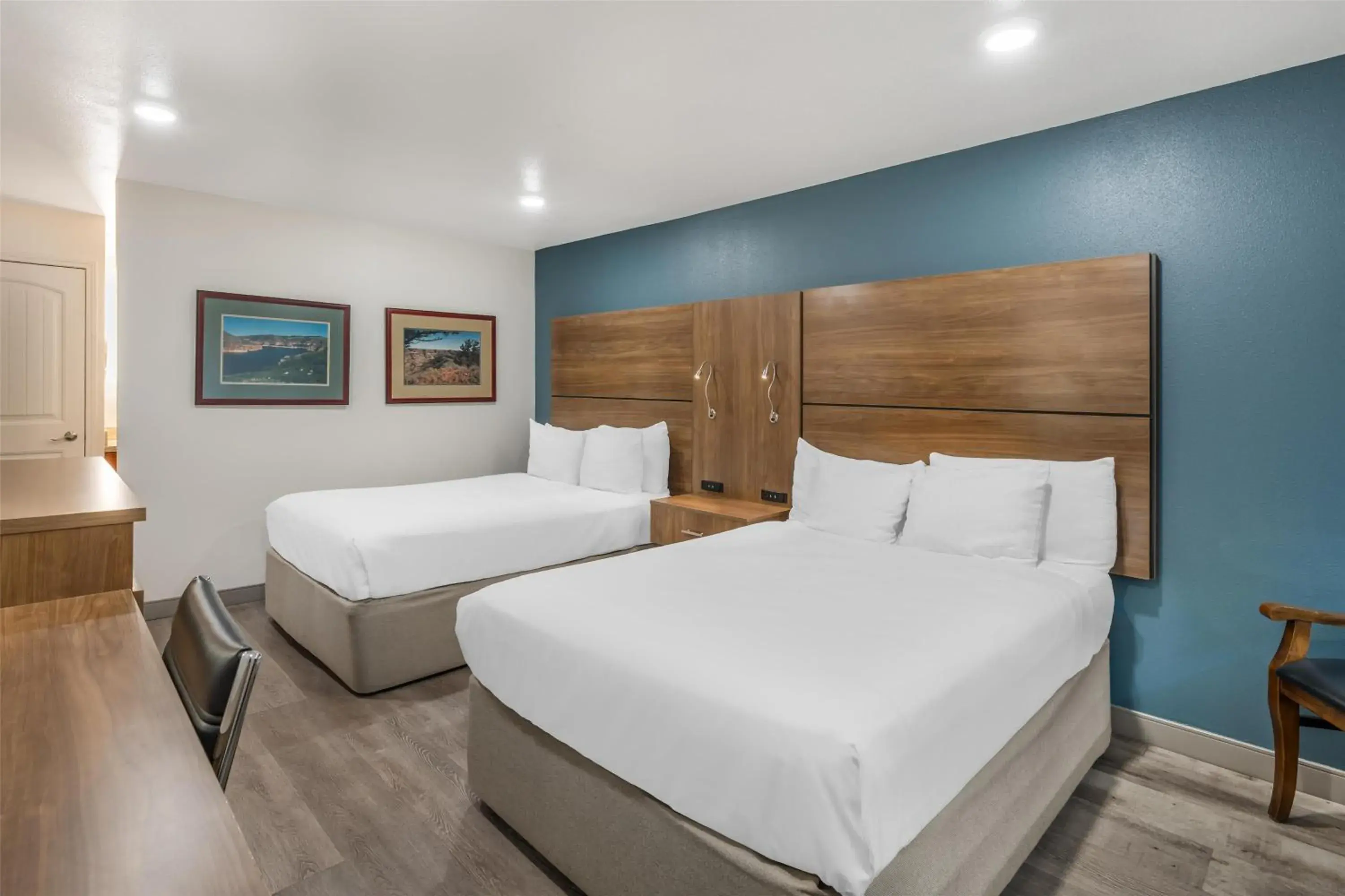 Double Room with Two Double Beds - Non Smoking in Best Western Plus Clocktower Inn Double Room with Two Double Beds - Non Smoking in Best Western Plus Clocktower Inn