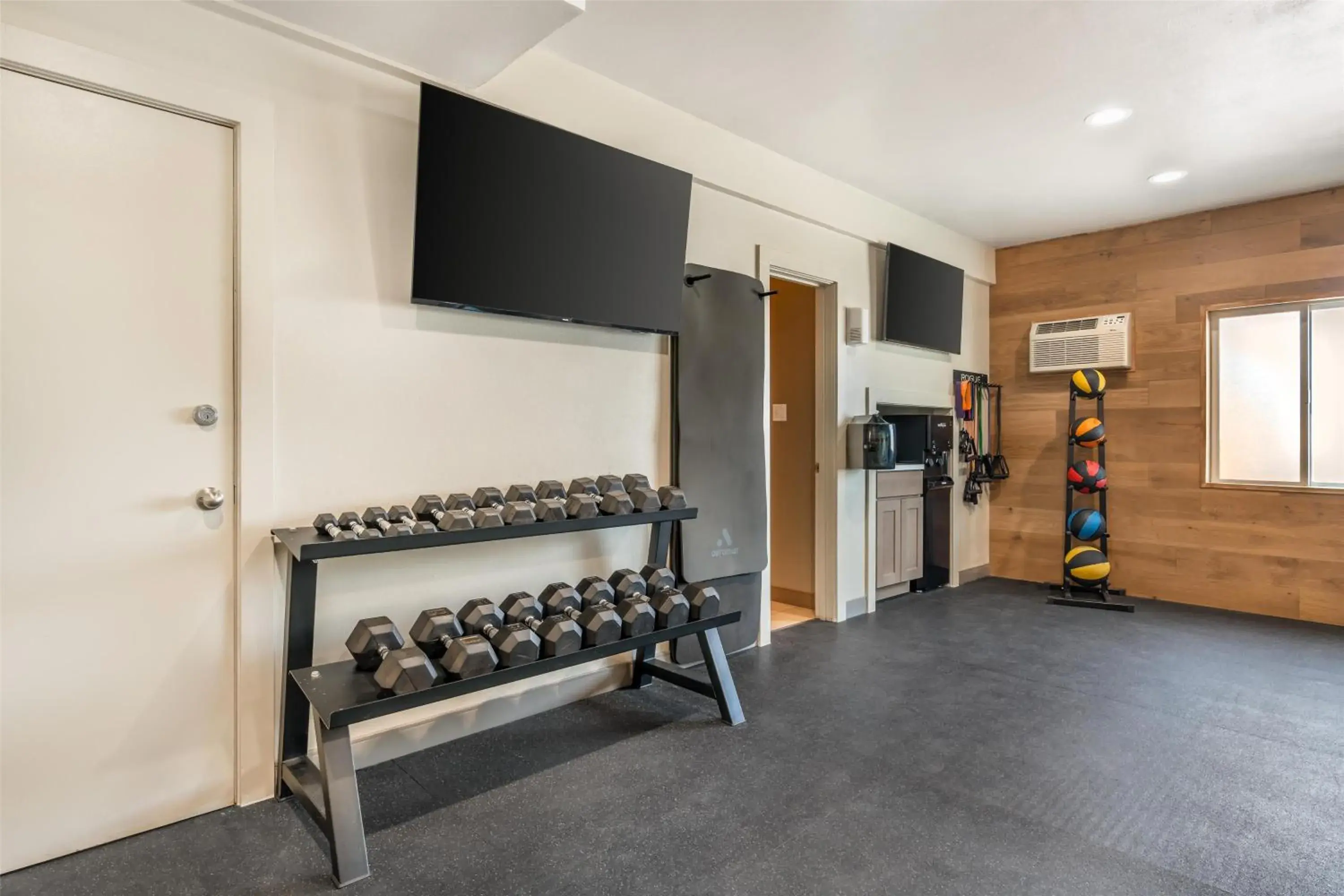 Fitness centre/facilities in Best Western Plus Clocktower Inn Fitness centre/facilities in Best Western Plus Clocktower Inn