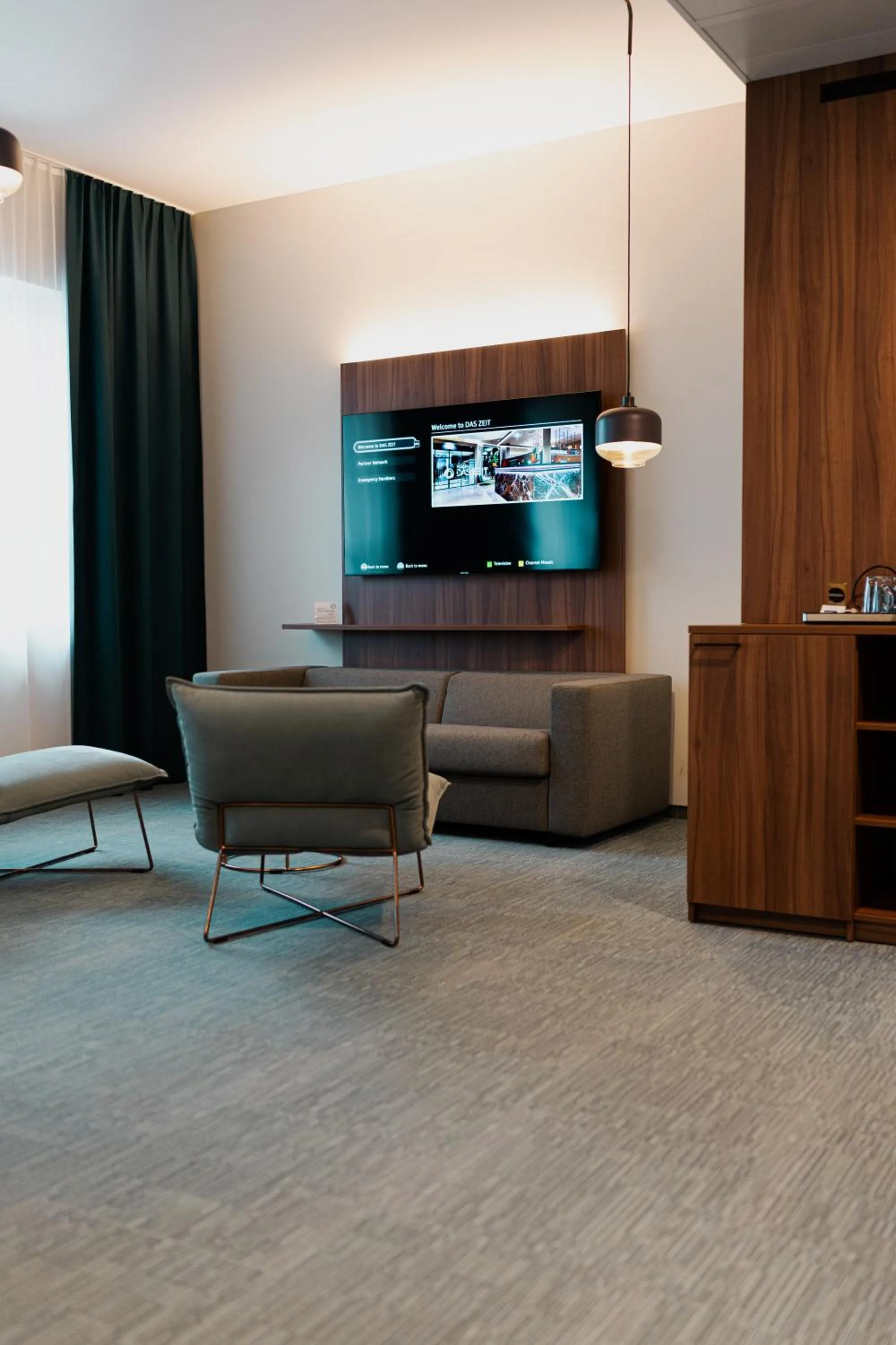 TV and multimedia in Hotel Das Zeit