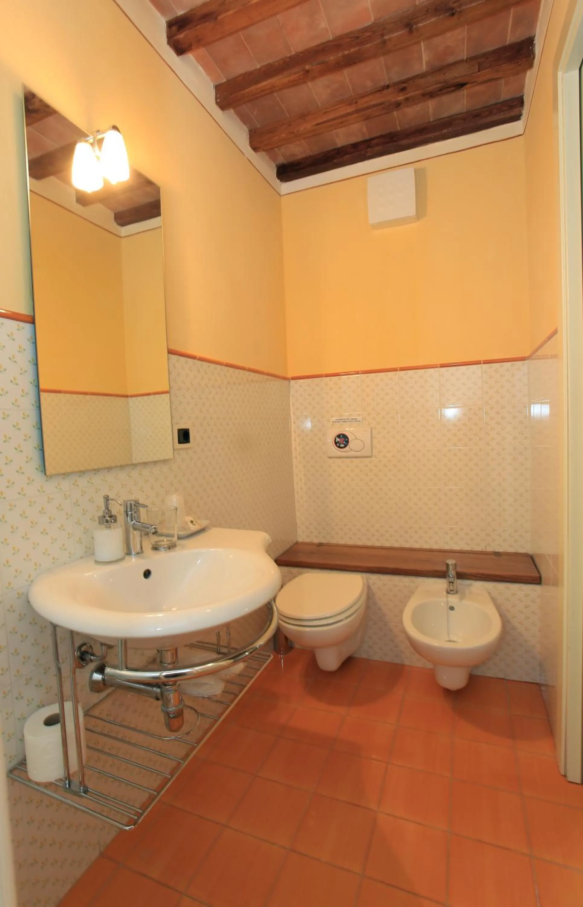 Bathroom in Palazzo Mari