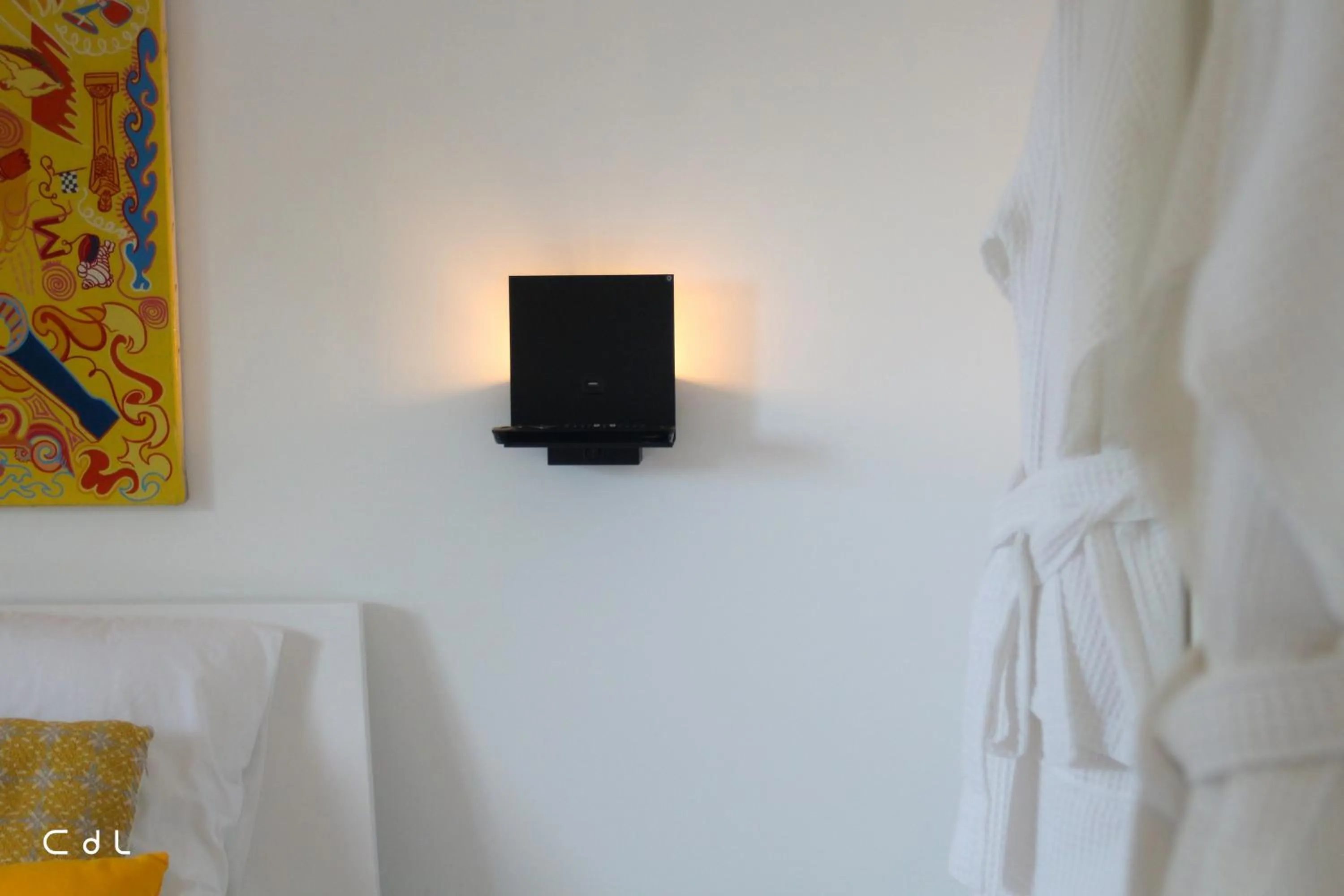 Communal lounge/ TV room in Croissant de Lune