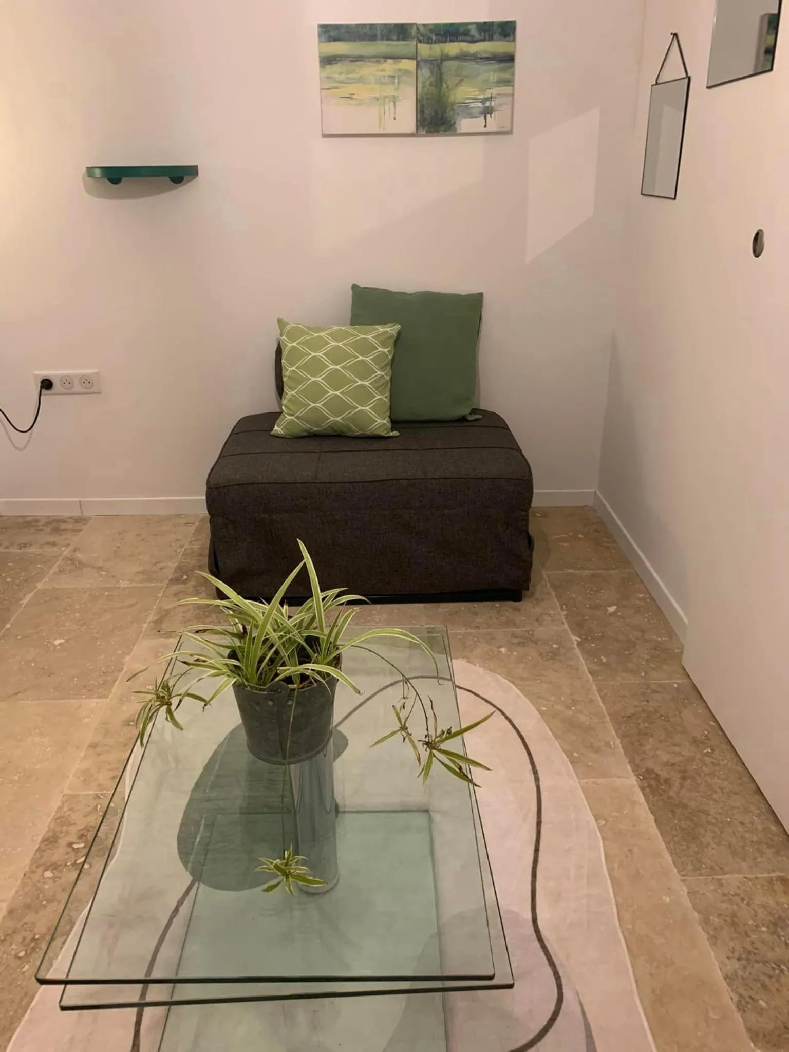 TV and multimedia in Croissant de Lune