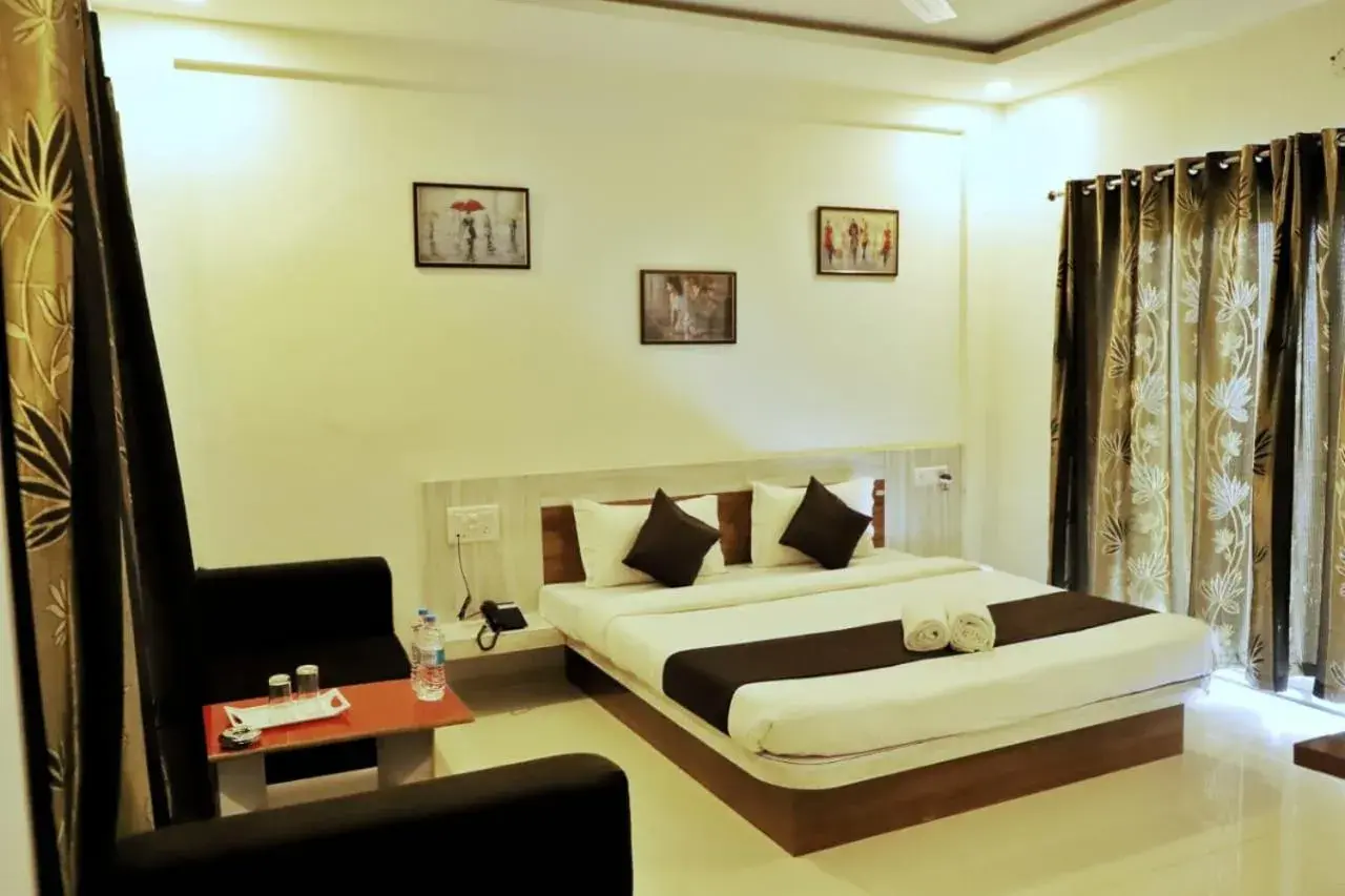 Bed in Hotel Green Exotica Mahabaleshwar Bed in Hotel Green Exotica Mahabaleshwar