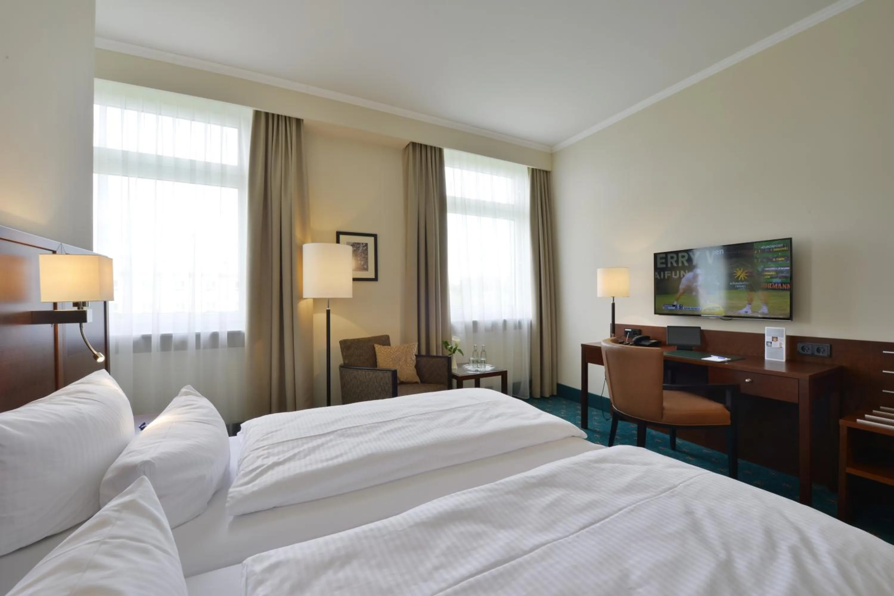 Photo of the whole room, Bed in Hotel Der Lindenhof