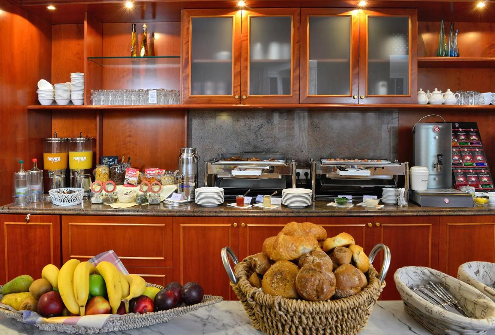 Food and drinks in Hotel Der Lindenhof