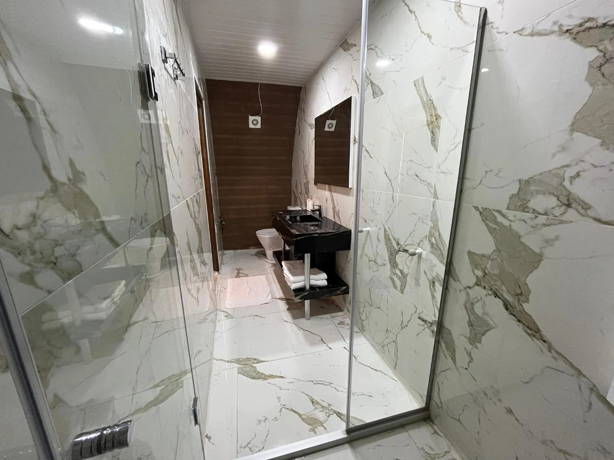 Bathroom in Tessera Hotel