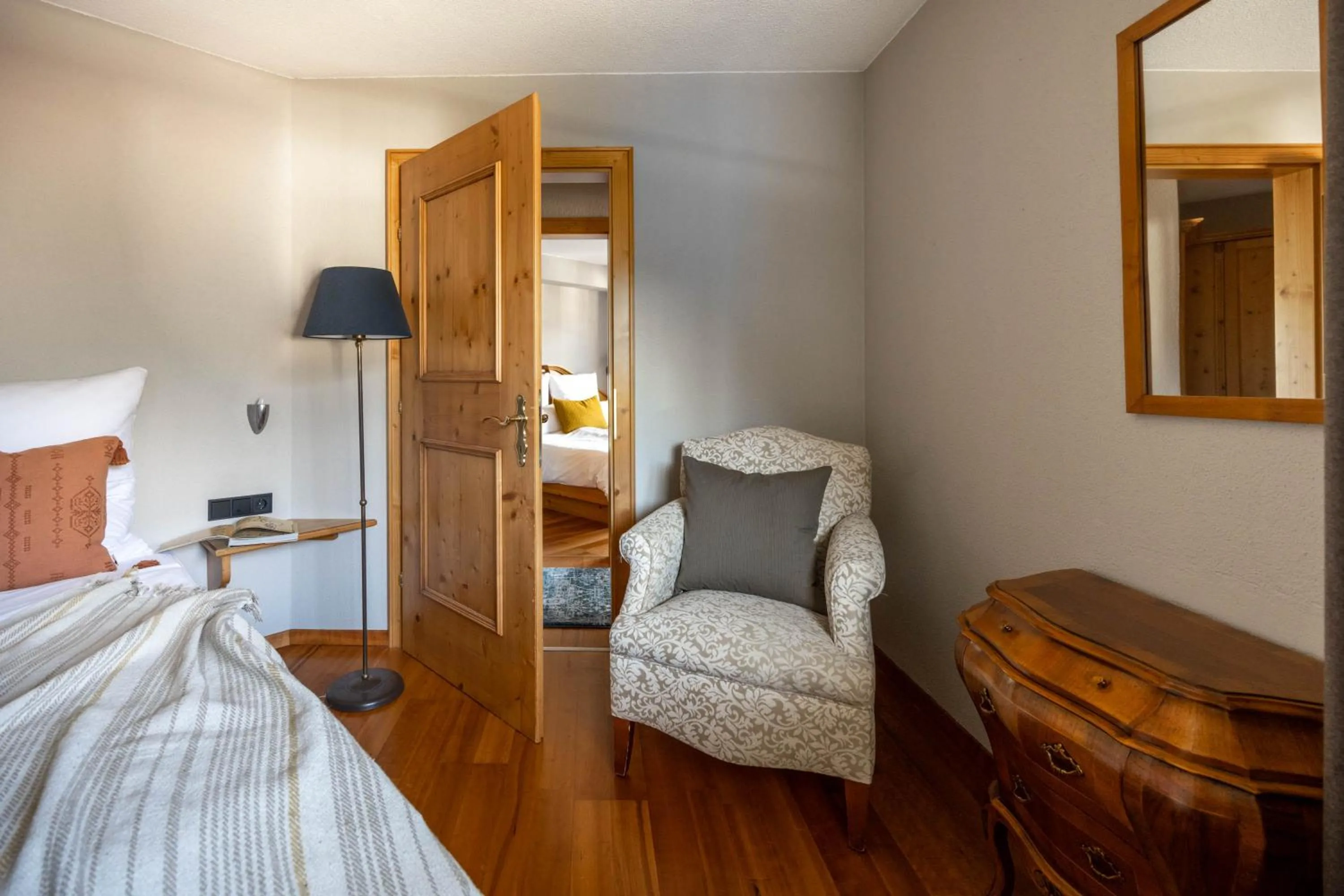 Bed in Boutique Hotel Bellevue Lermoos