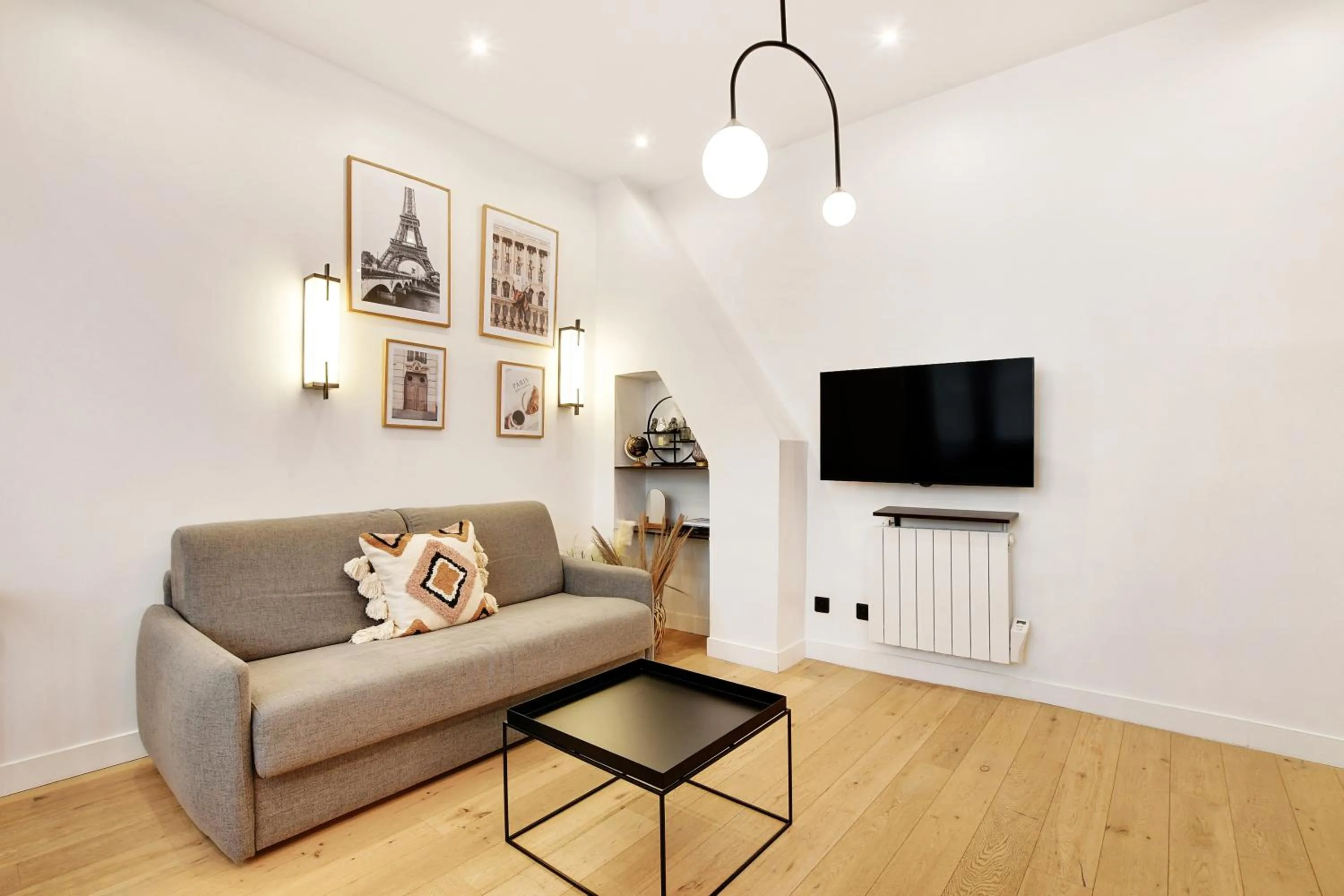 Communal lounge/ TV room in Pick A Flat's Apartment in Reuilly-Diderot - Rue Claude Tillier